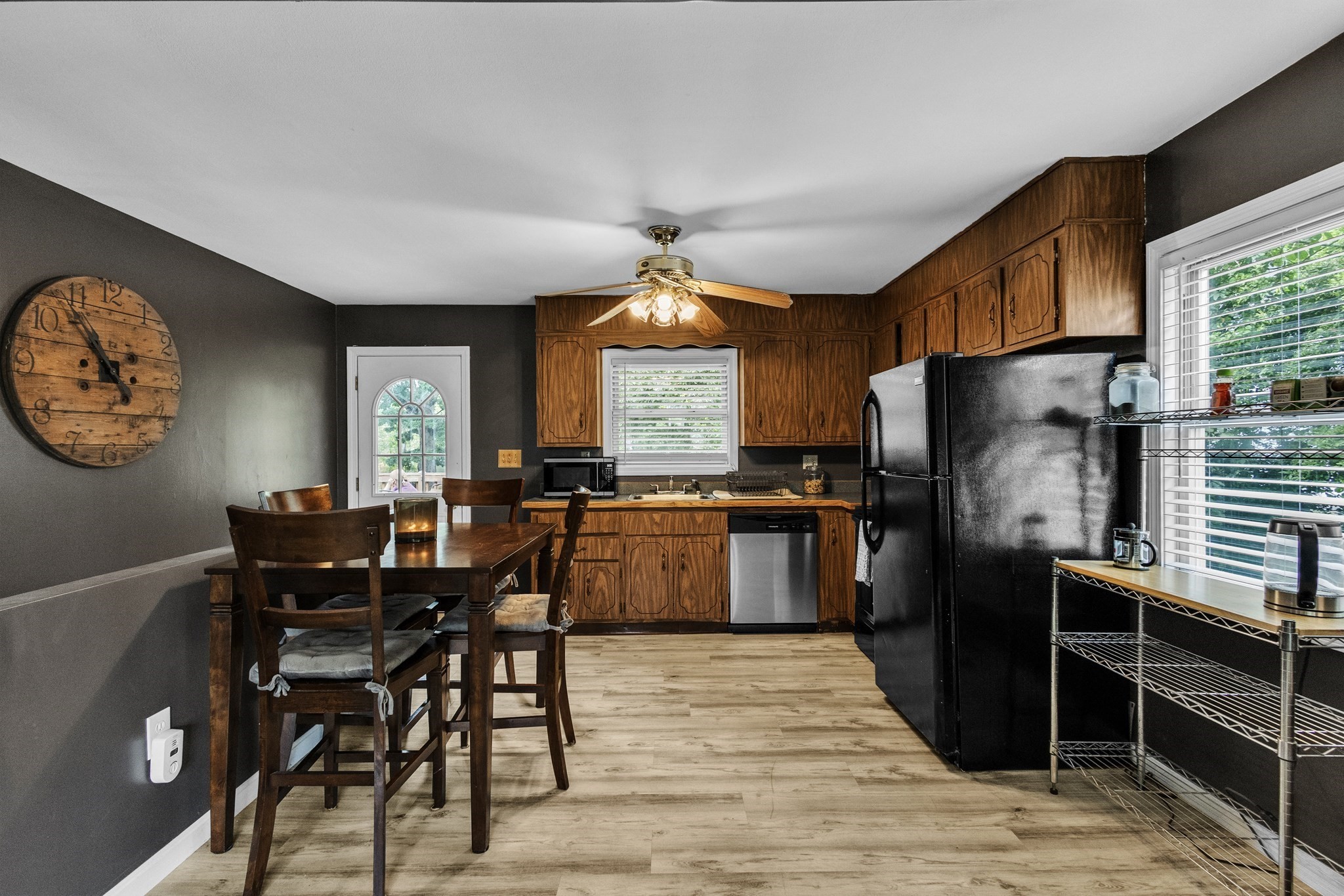 6 Pitcairn Ave Property Photo 4