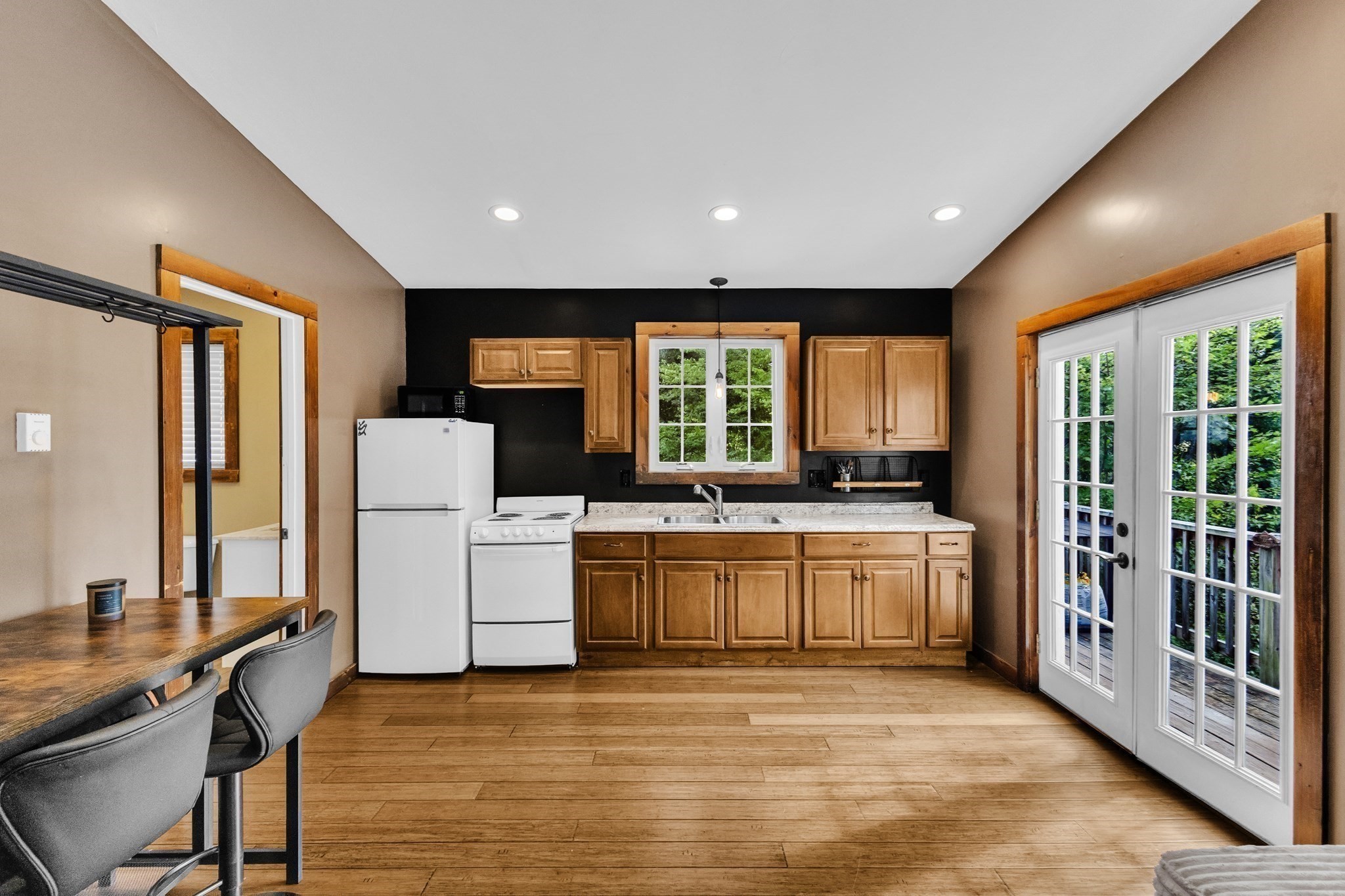 6 Pitcairn Ave Property Photo 7