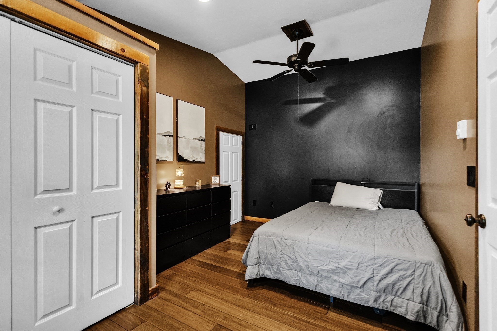6 Pitcairn Ave Property Photo 10