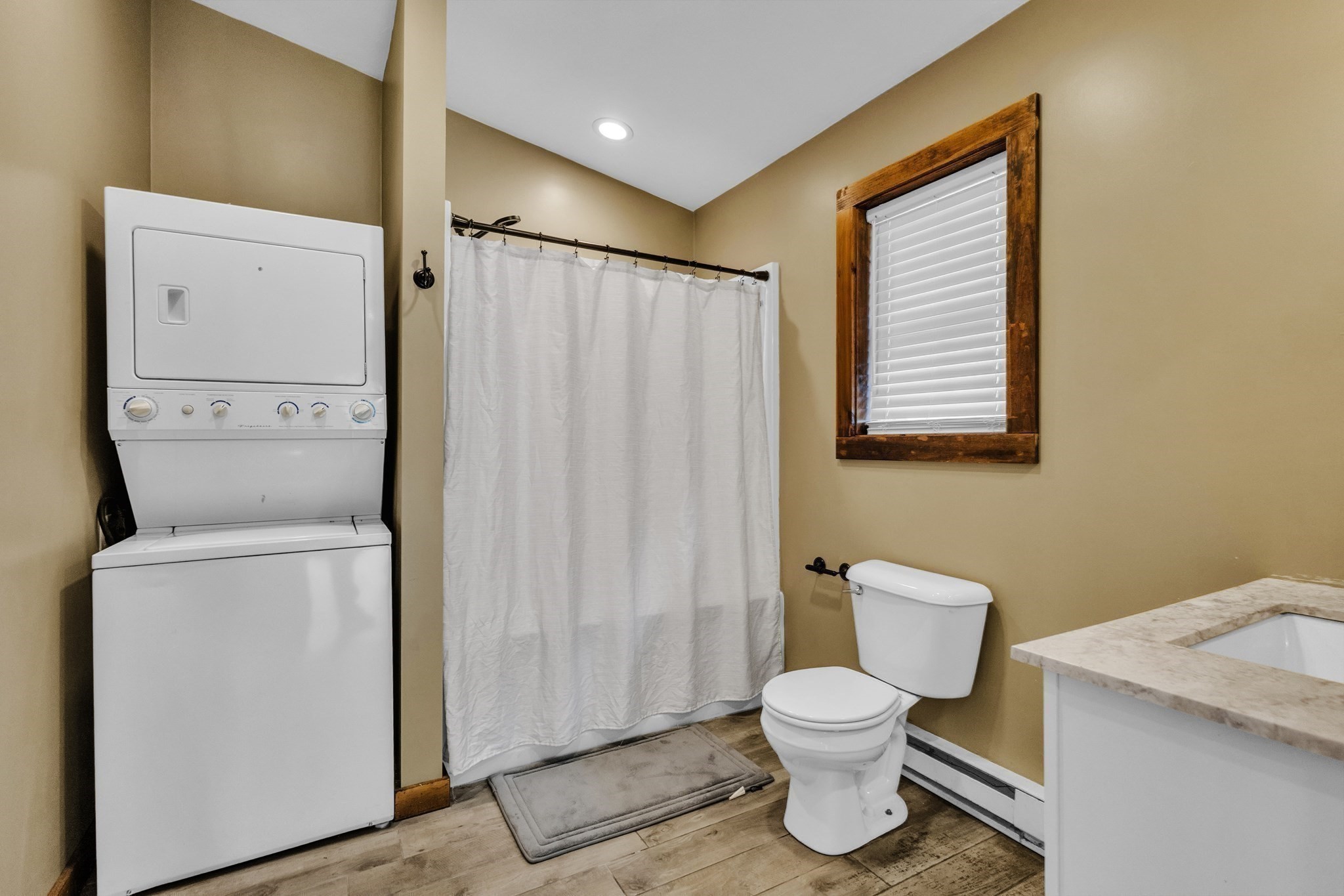 6 Pitcairn Ave Property Photo 12