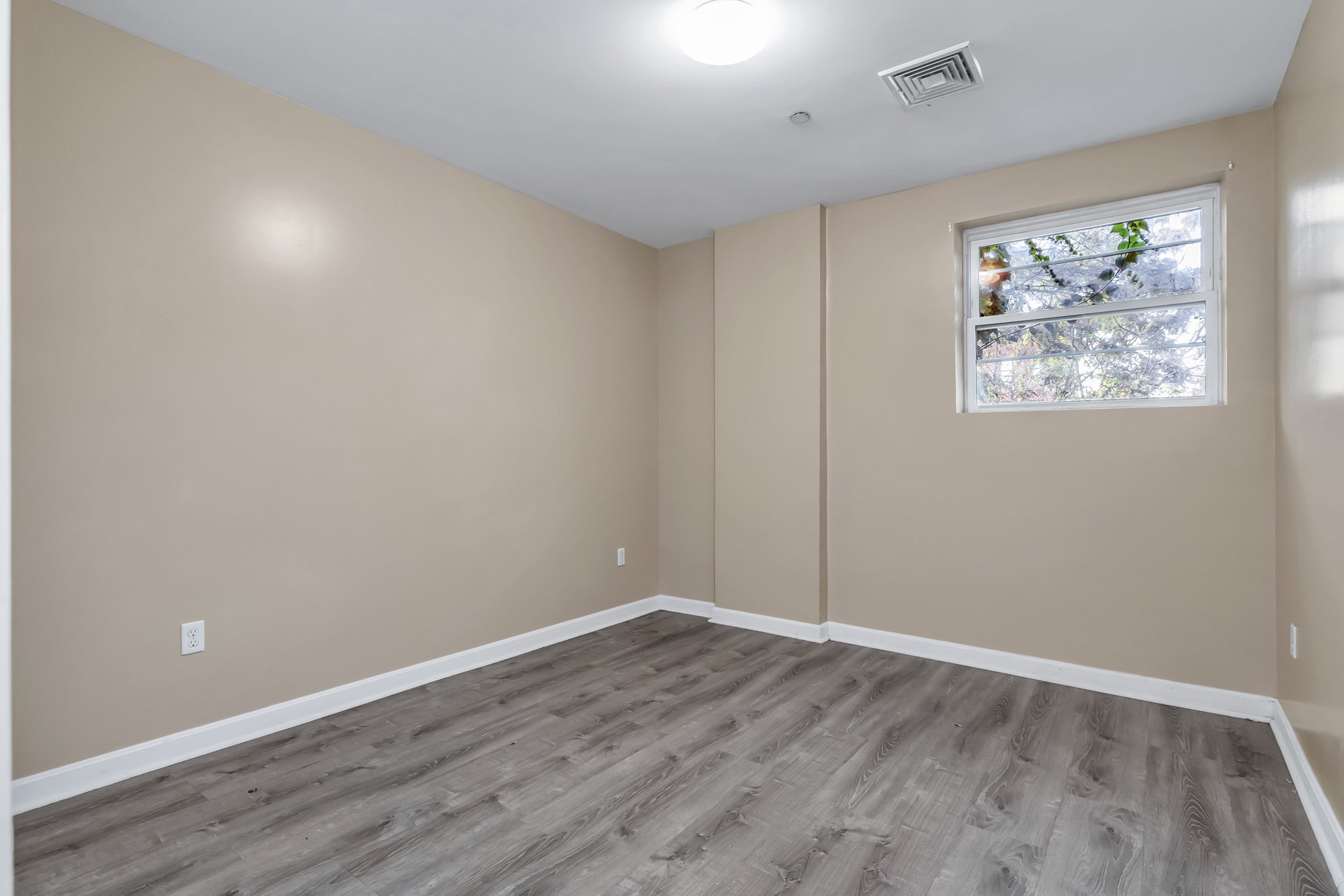 202 Broadway # 3 Property Photo 11