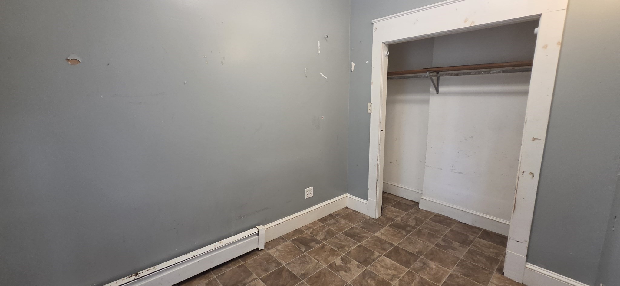 190 Bennington Property Photo 12