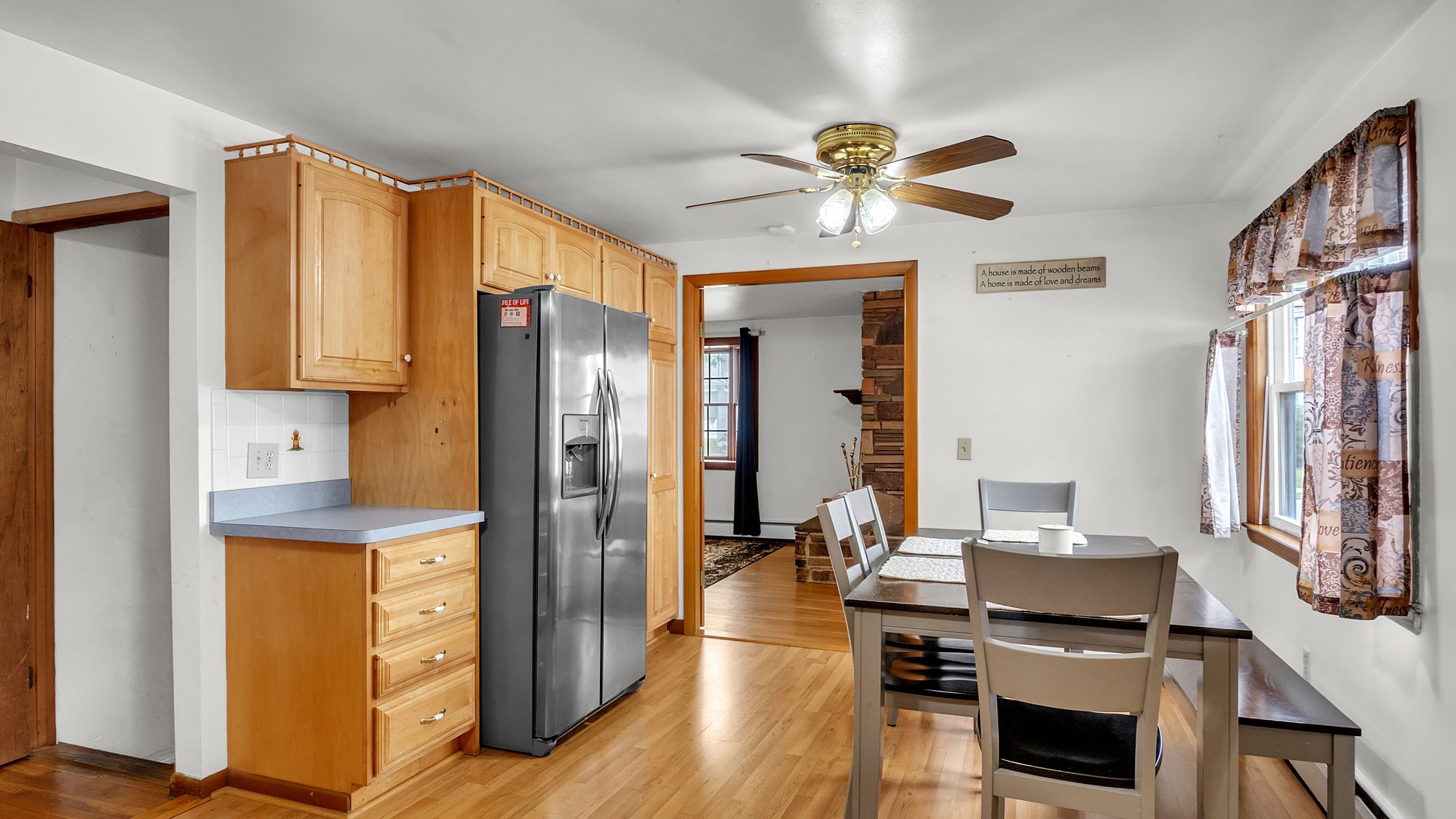 12 Clifford St Property Photo 10