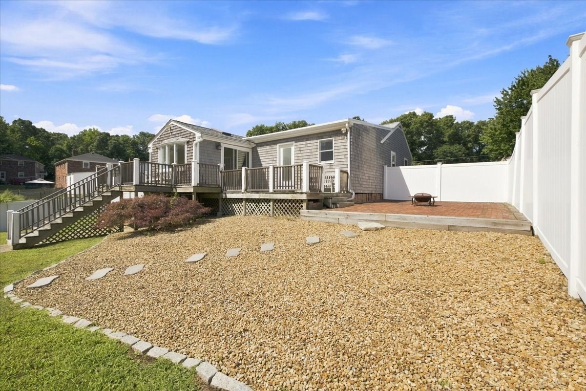 46 Hoover Road Property Photo 23