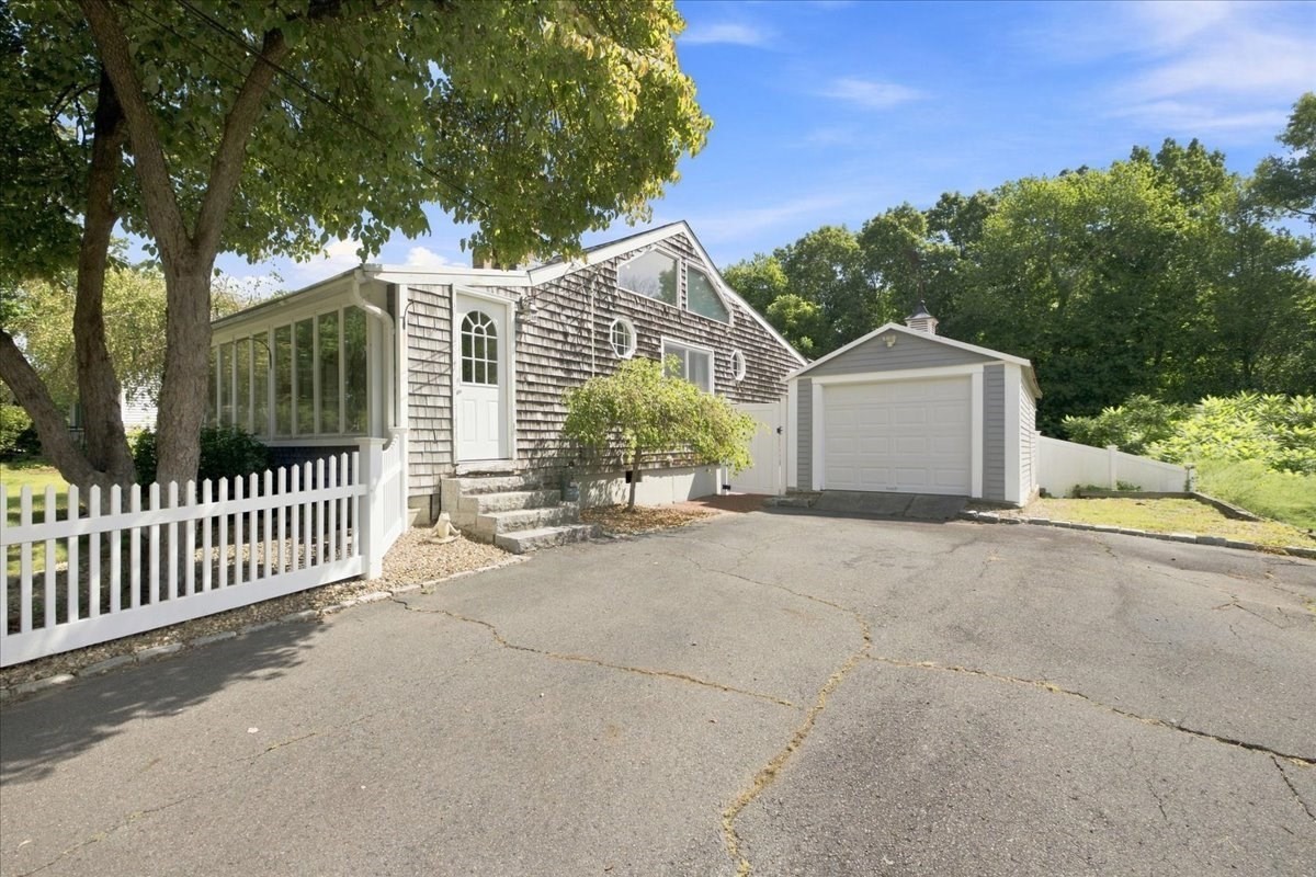 46 Hoover Road Property Photo 28
