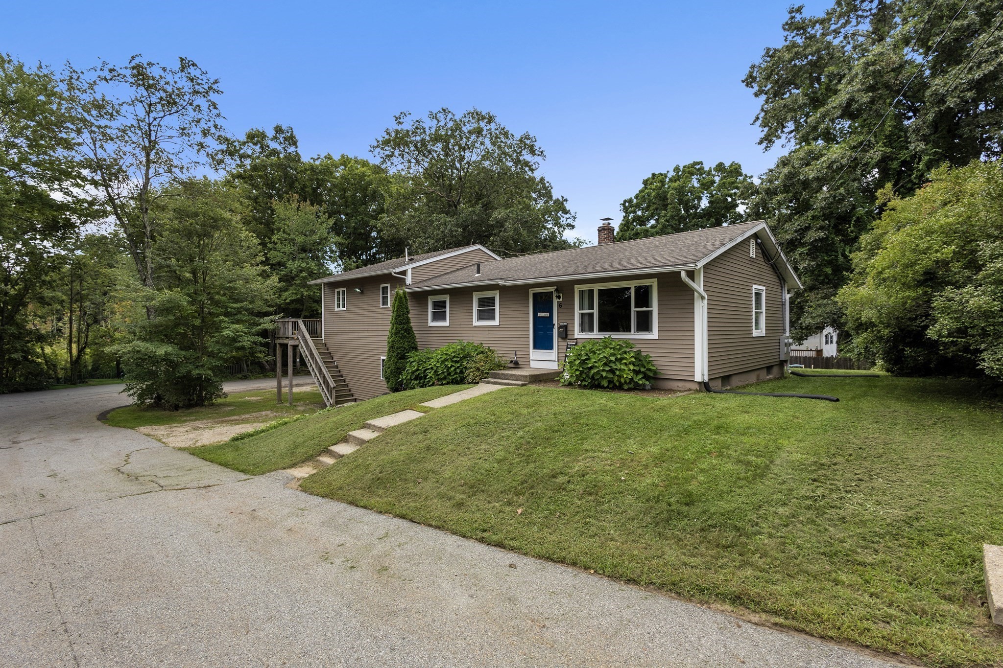 6-6a Pitcairn Ave Property Photo 1