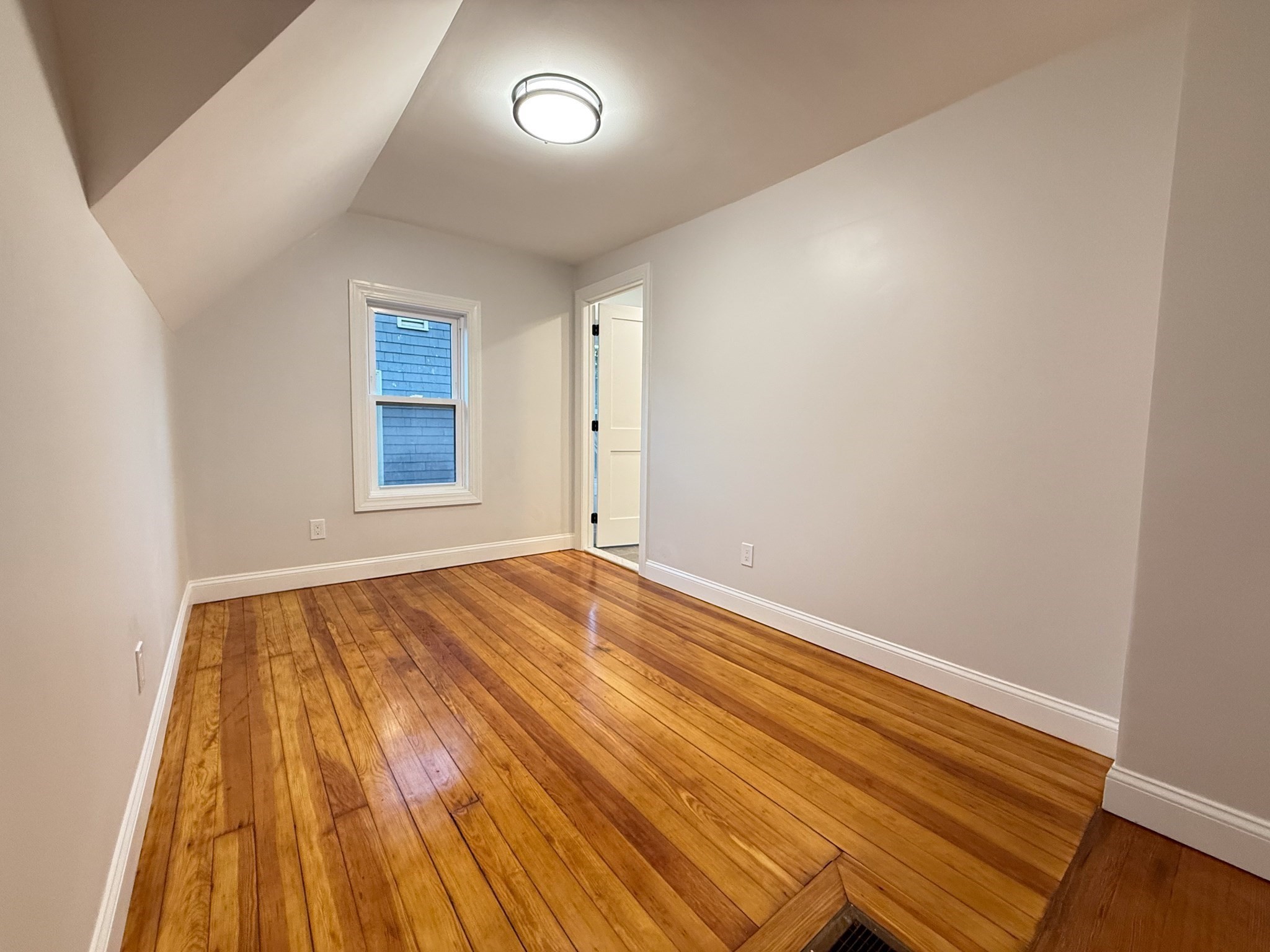 16 Willow Ave # 3 Property Photo 5