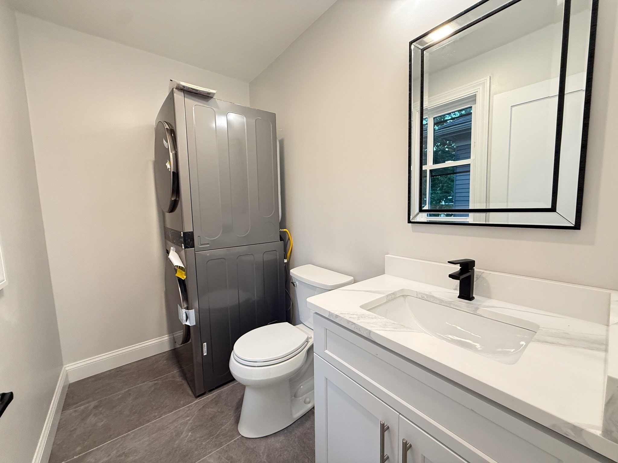 16 Willow Ave # 2 Property Photo 4