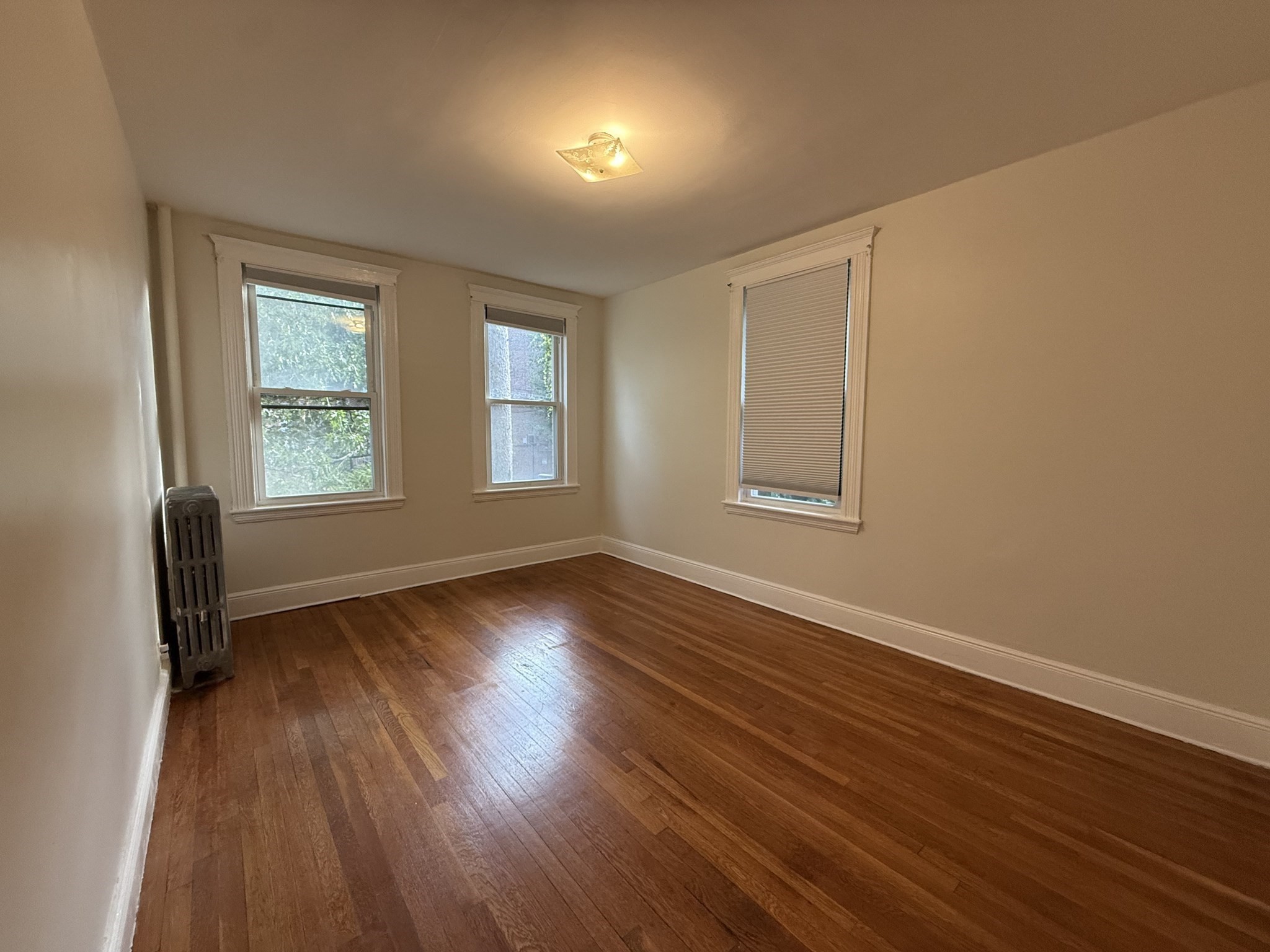 32 Sidlaw Rd # 5 Property Photo 3