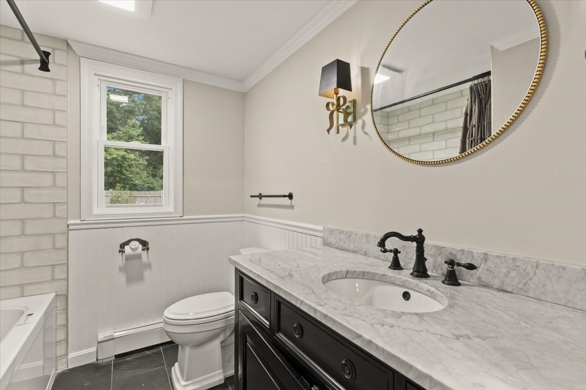 3 Thoreau Dr Property Photo 18