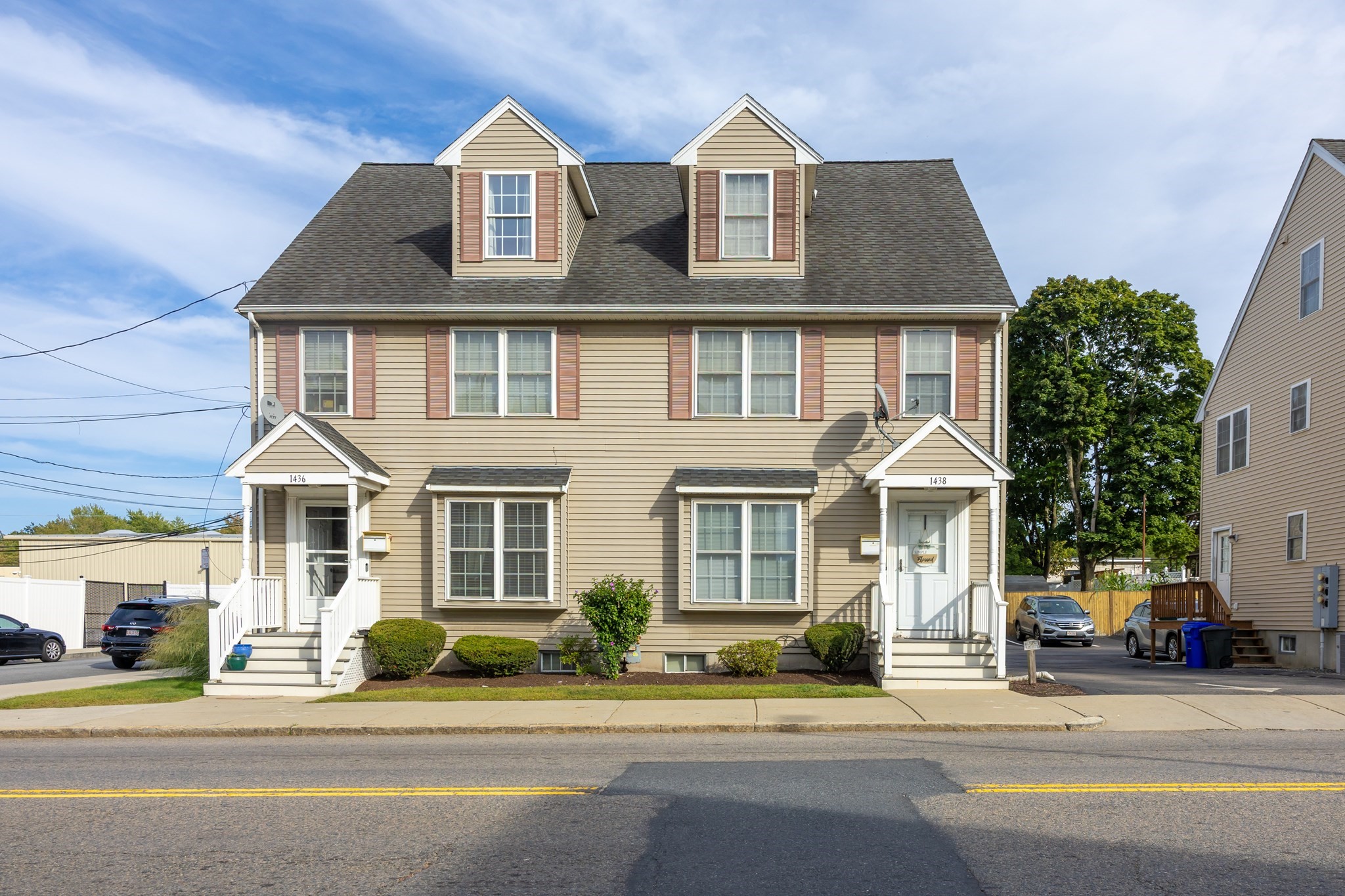 1438 Hyde Park Avenue Property Photo 1