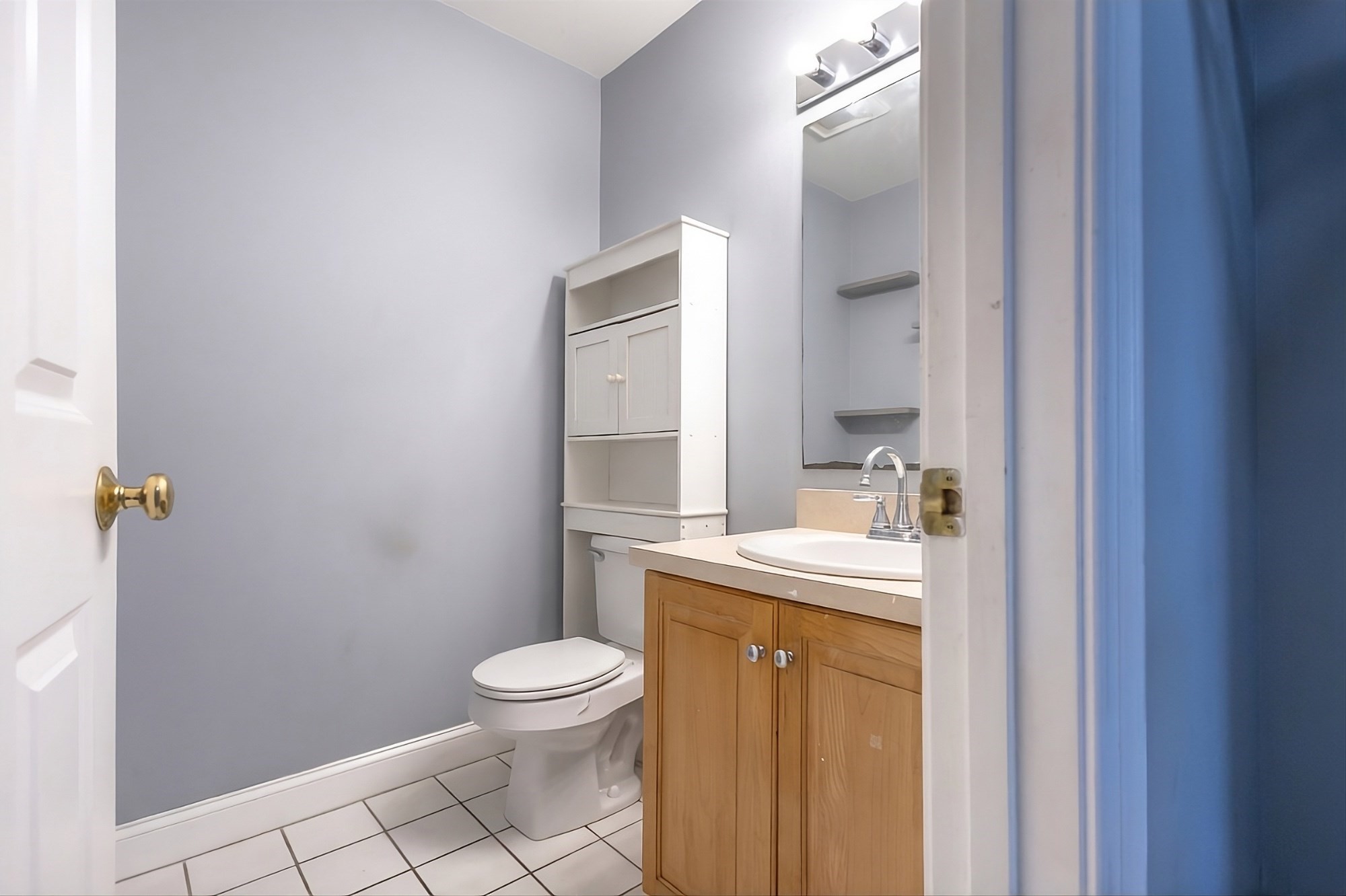 1438 Hyde Park Avenue Property Photo 6
