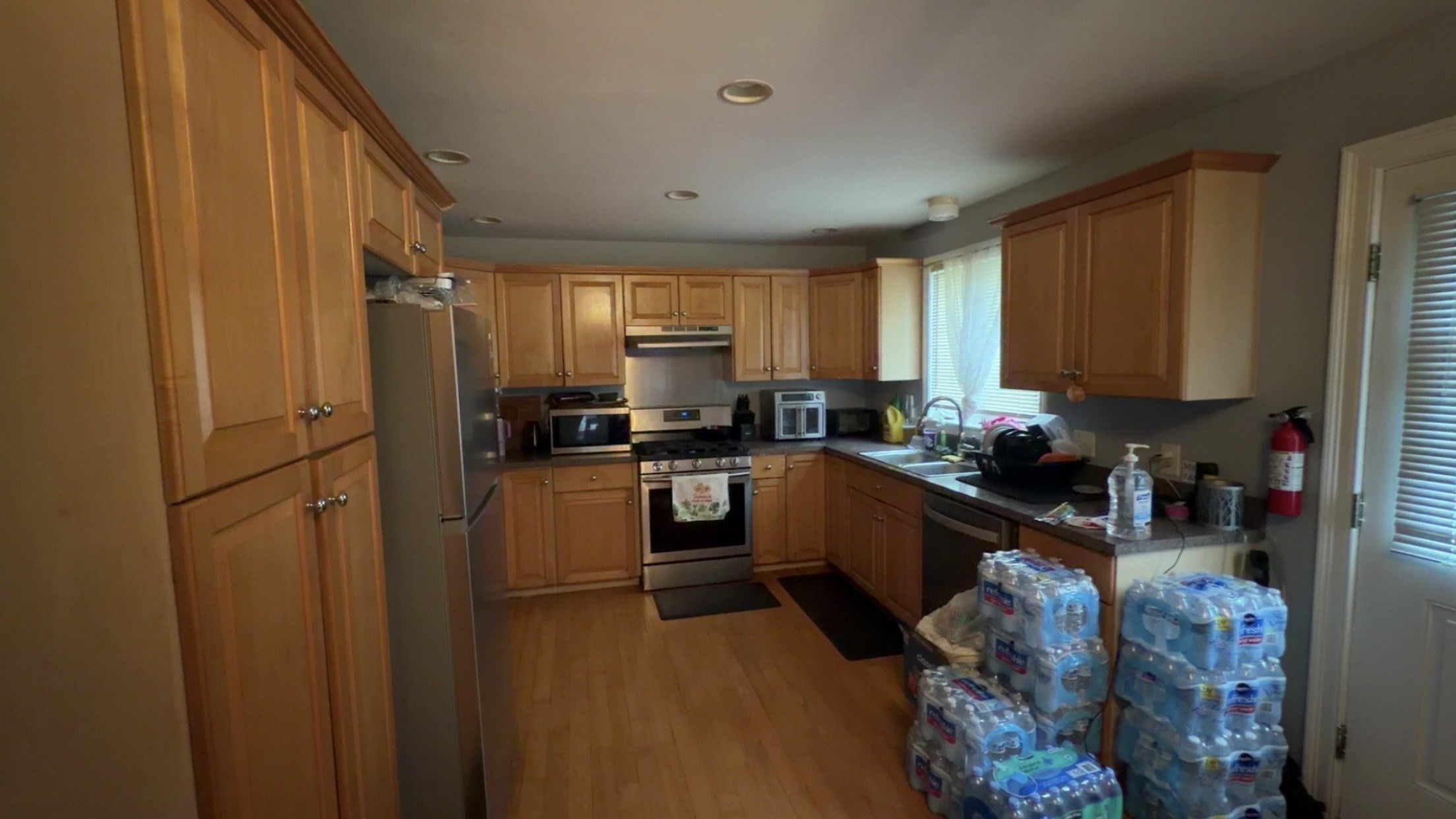 1438 Hyde Park Avenue Property Photo 7