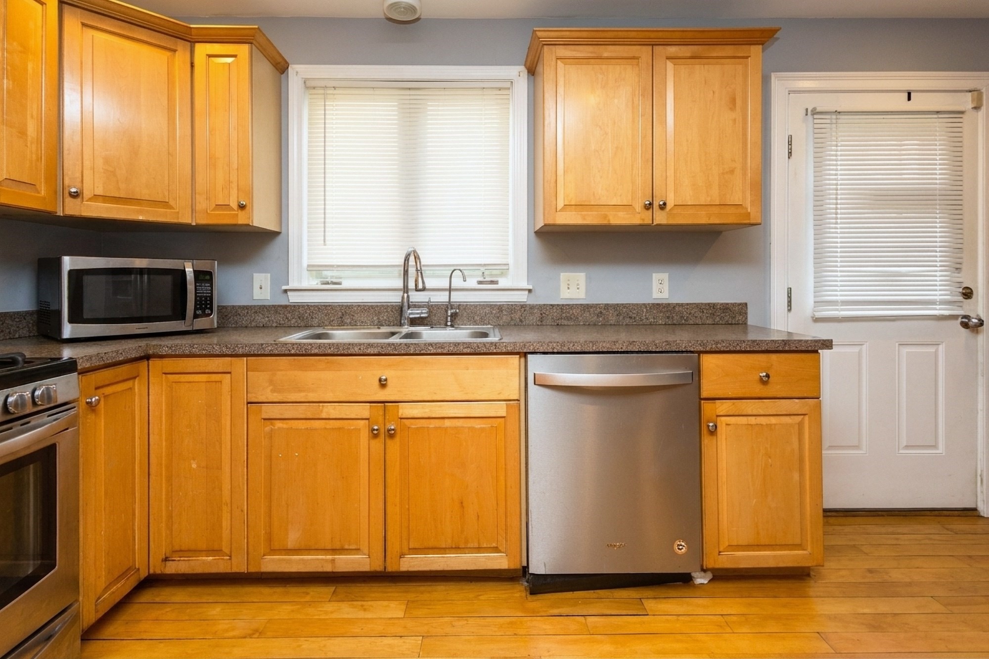 1438 Hyde Park Avenue Property Photo 10
