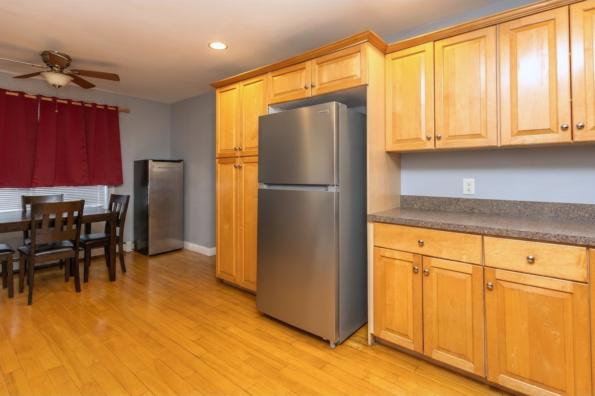 1438 Hyde Park Avenue Property Photo 11