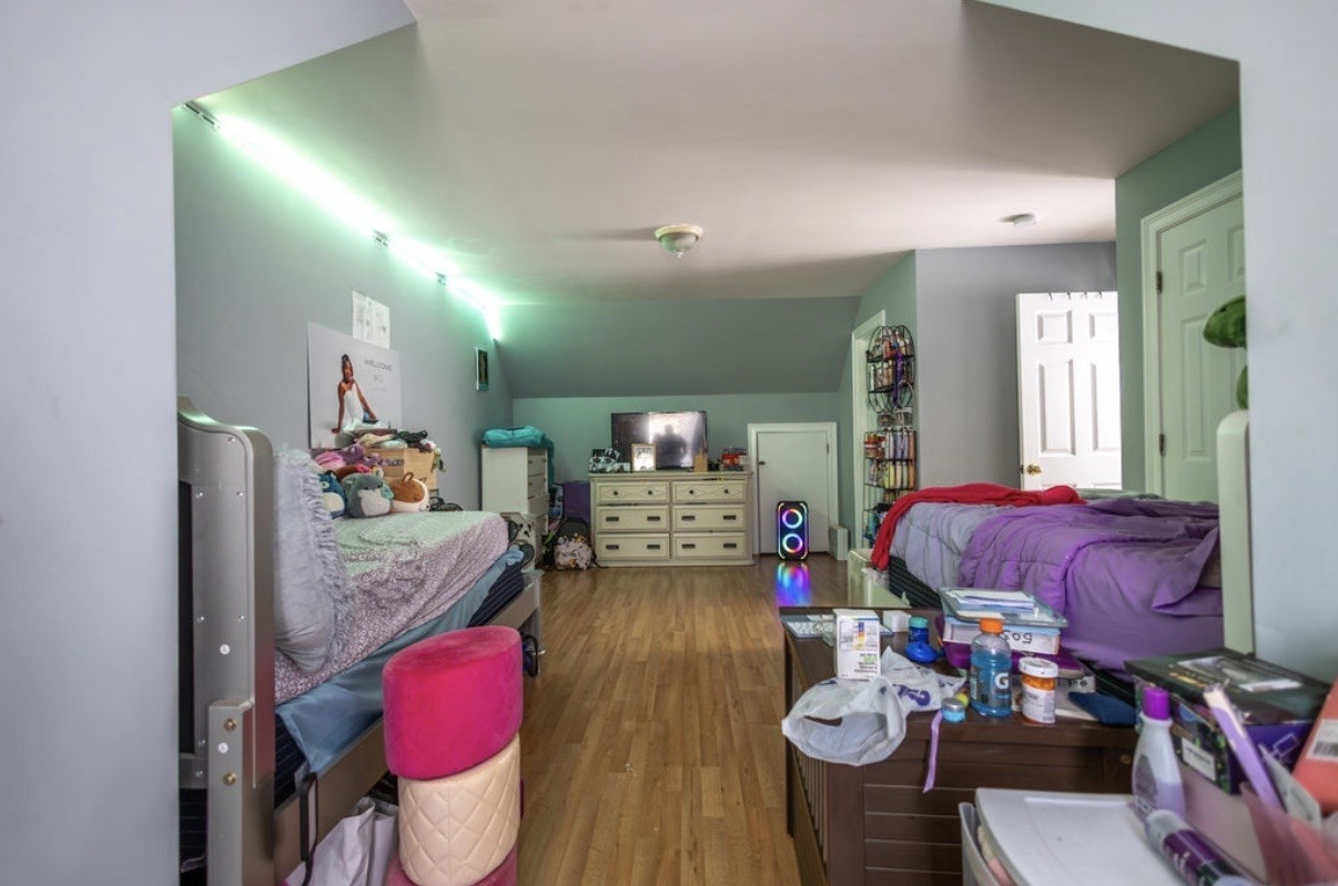 1438 Hyde Park Avenue Property Photo 15