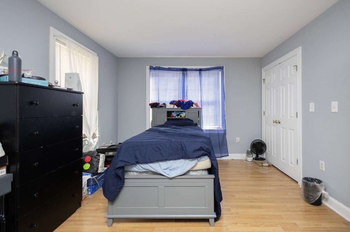 1438 Hyde Park Avenue Property Photo 22