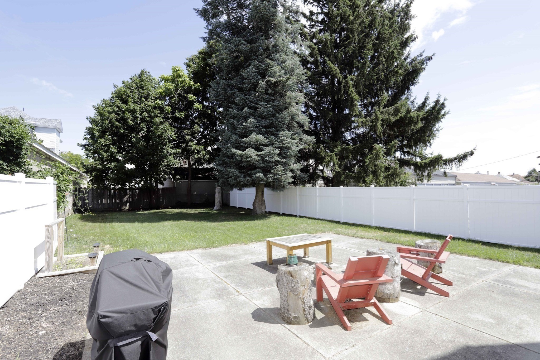 173 Central Ave Property Photo 16