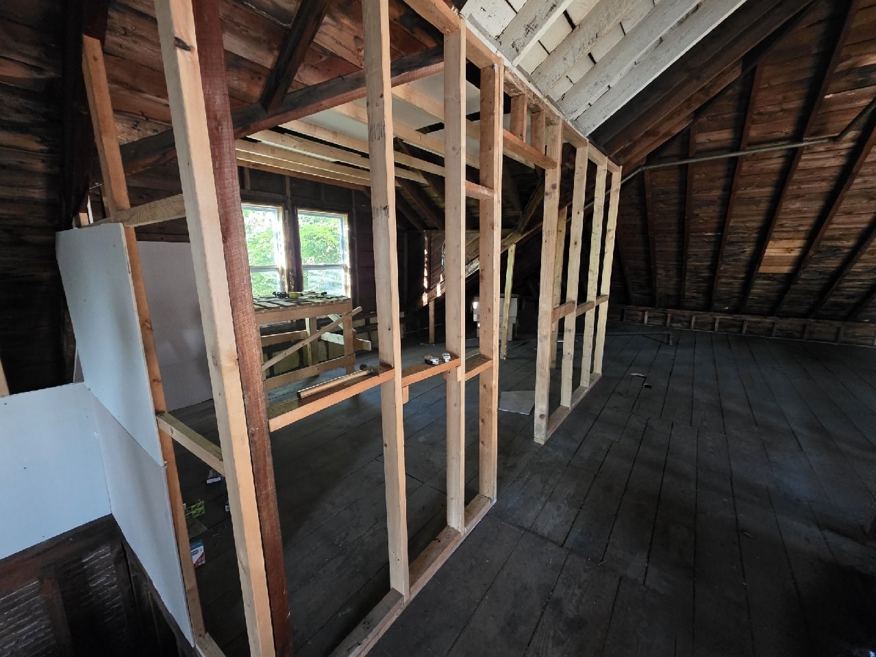 190 Pine St Property Photo 12