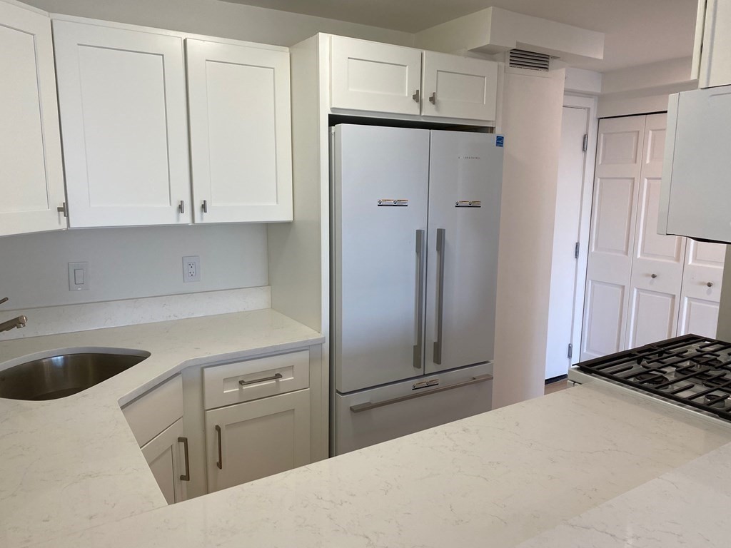 151 Tremont Street # 25r Property Photo 6