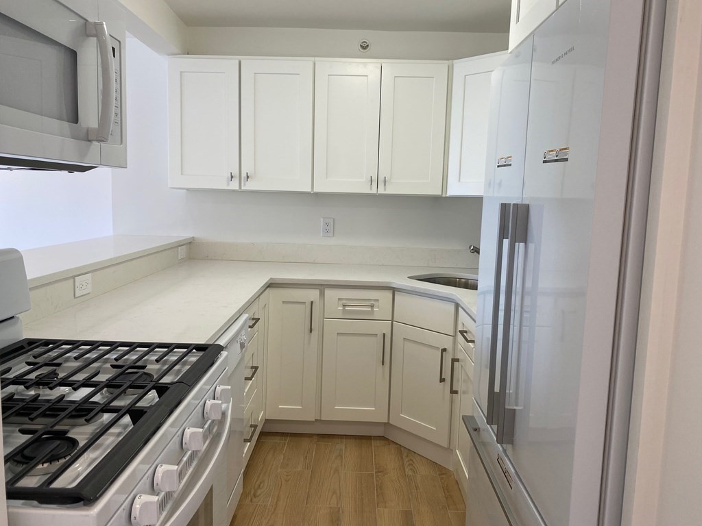 151 Tremont Street # 25r Property Photo 7
