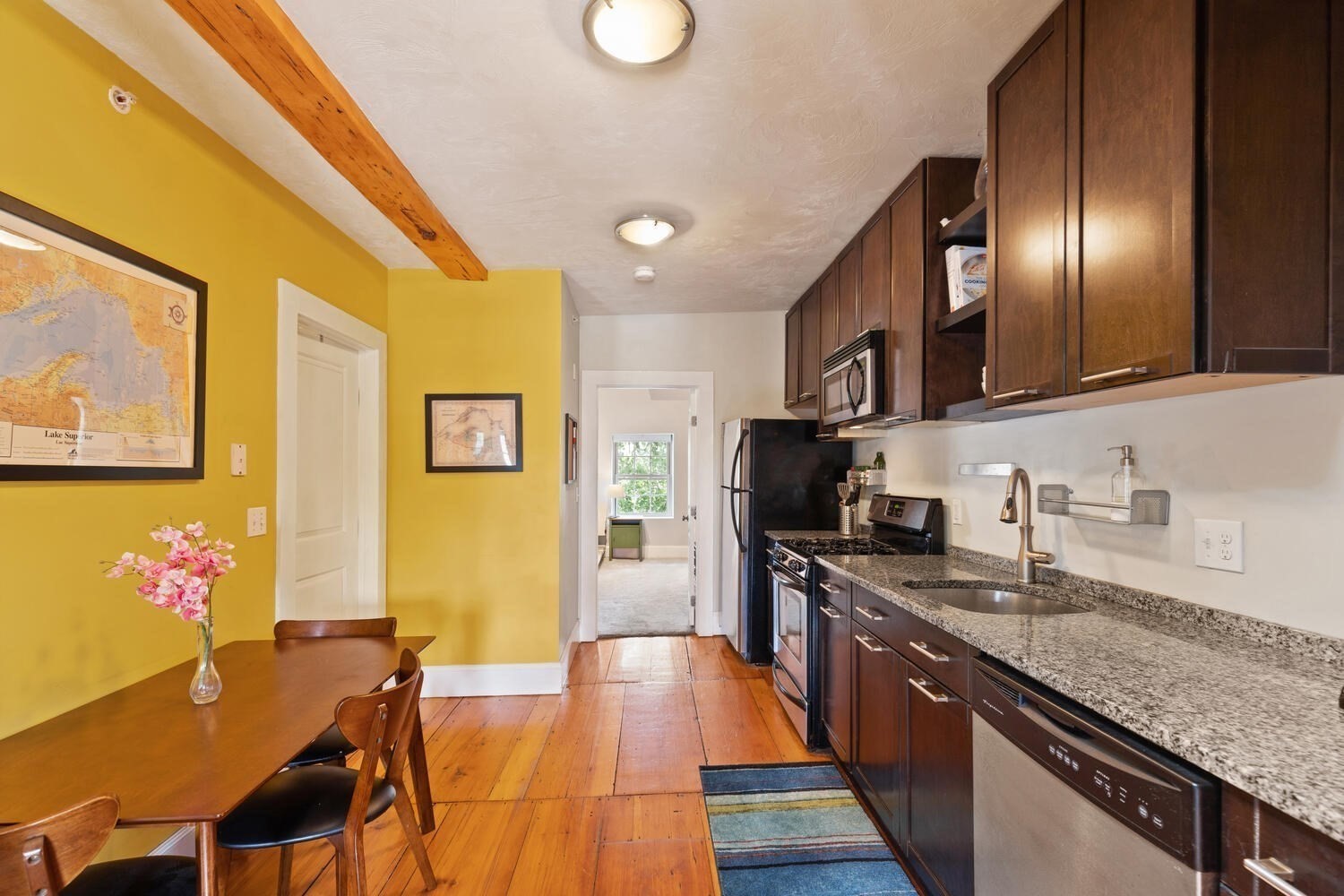 6 Union St # 3 Property Photo 3