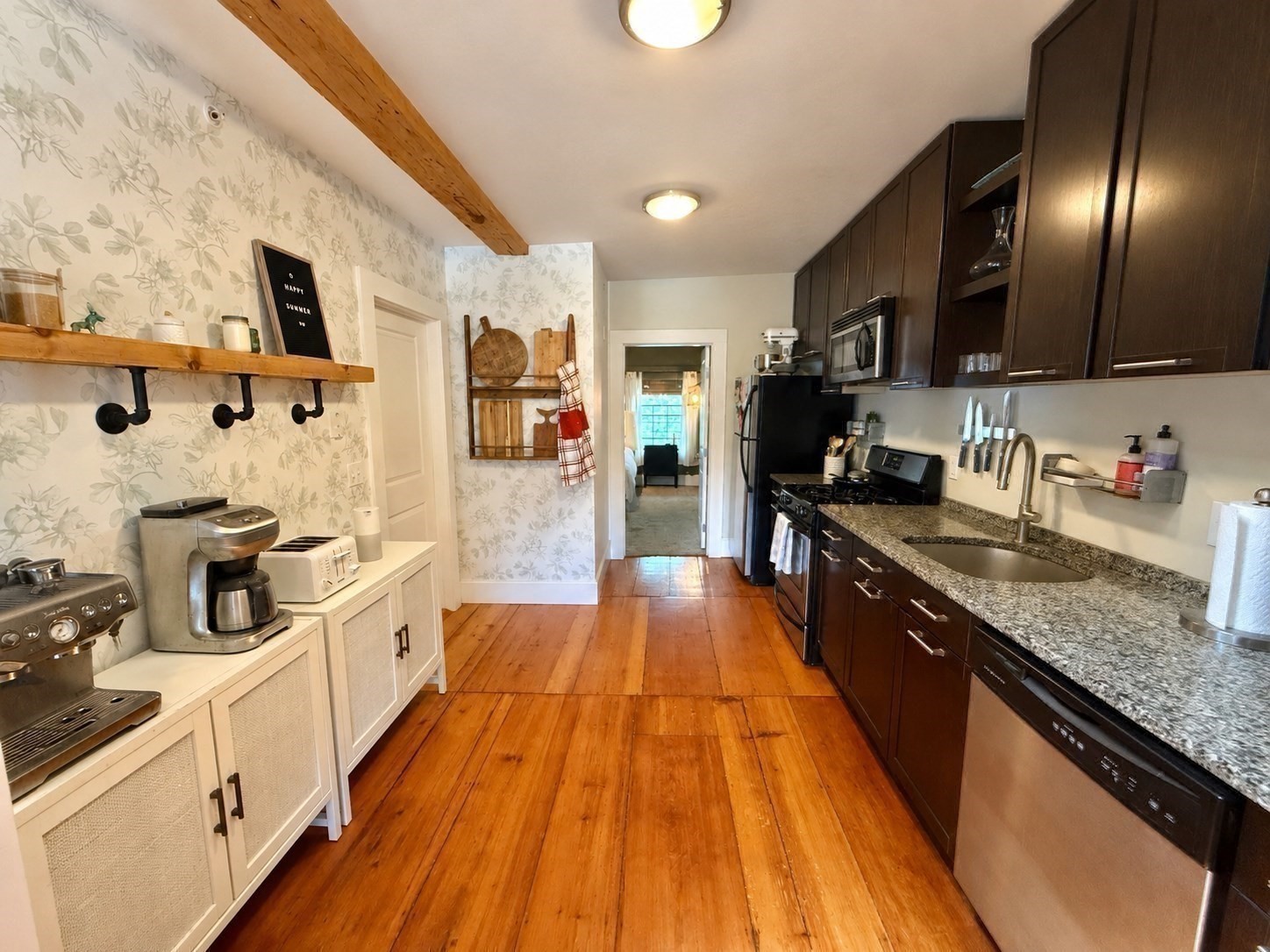 6 Union St # 3 Property Photo 5