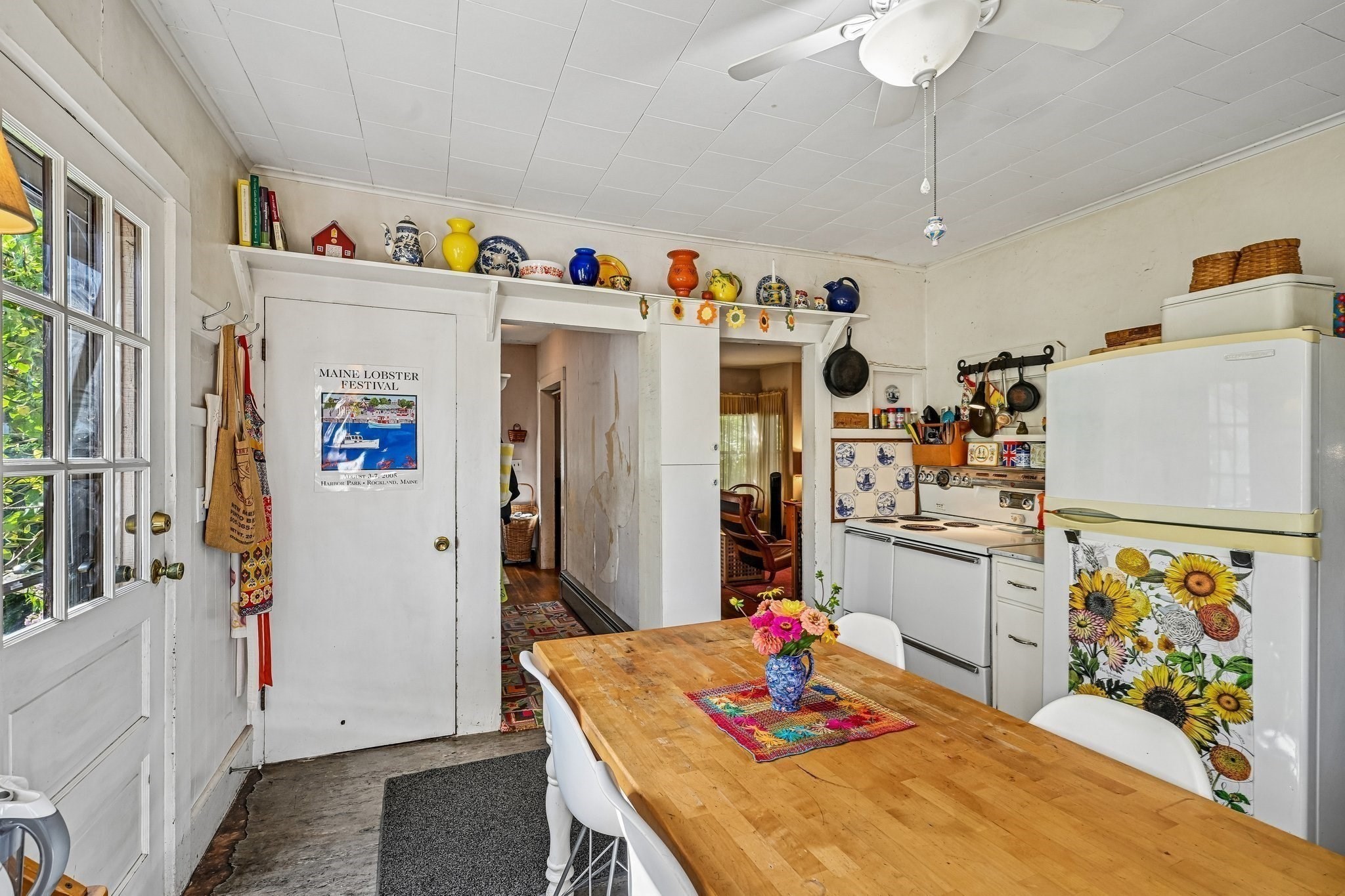 21 Elm St Property Photo 8