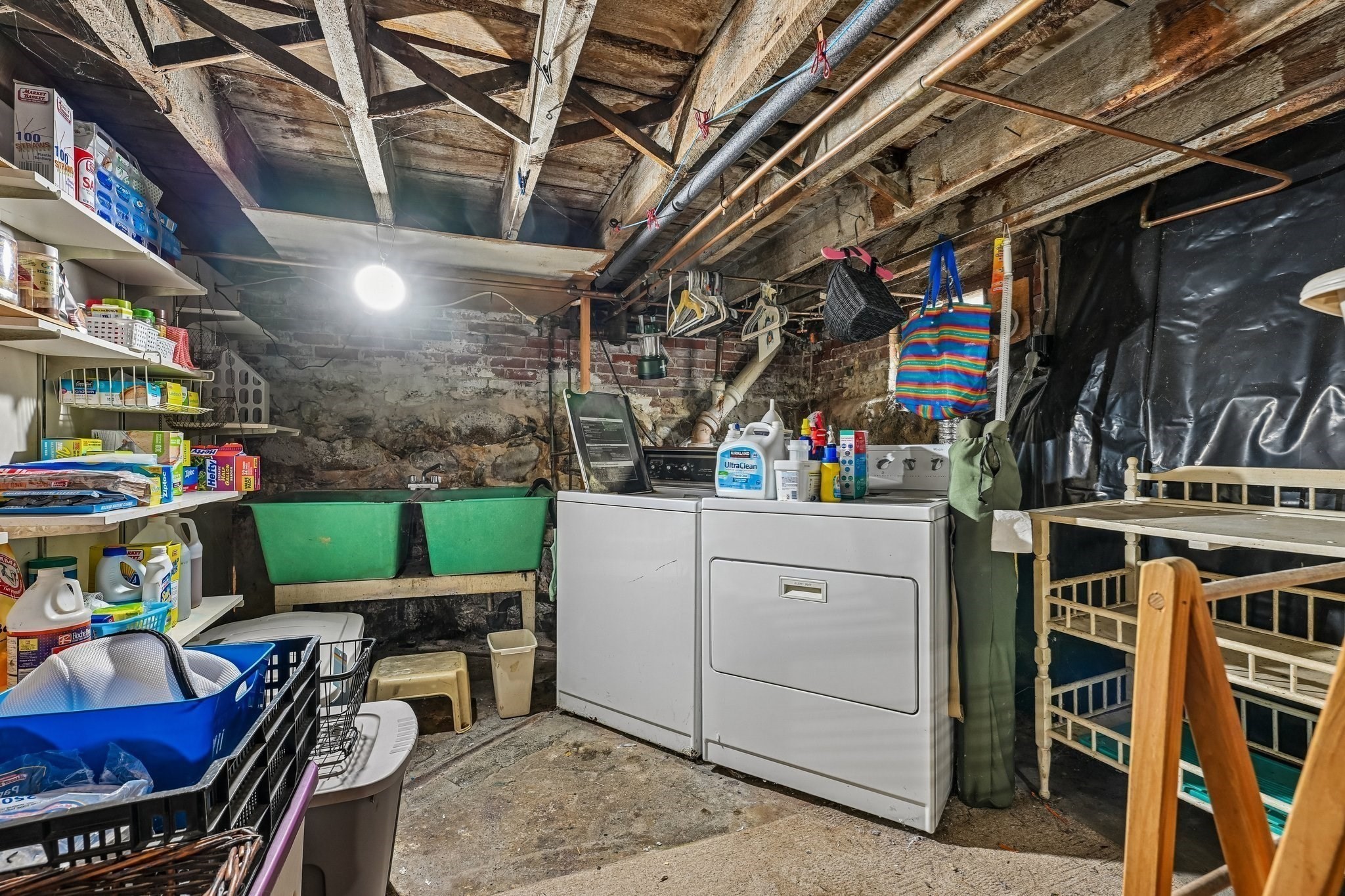 21 Elm St Property Photo 24