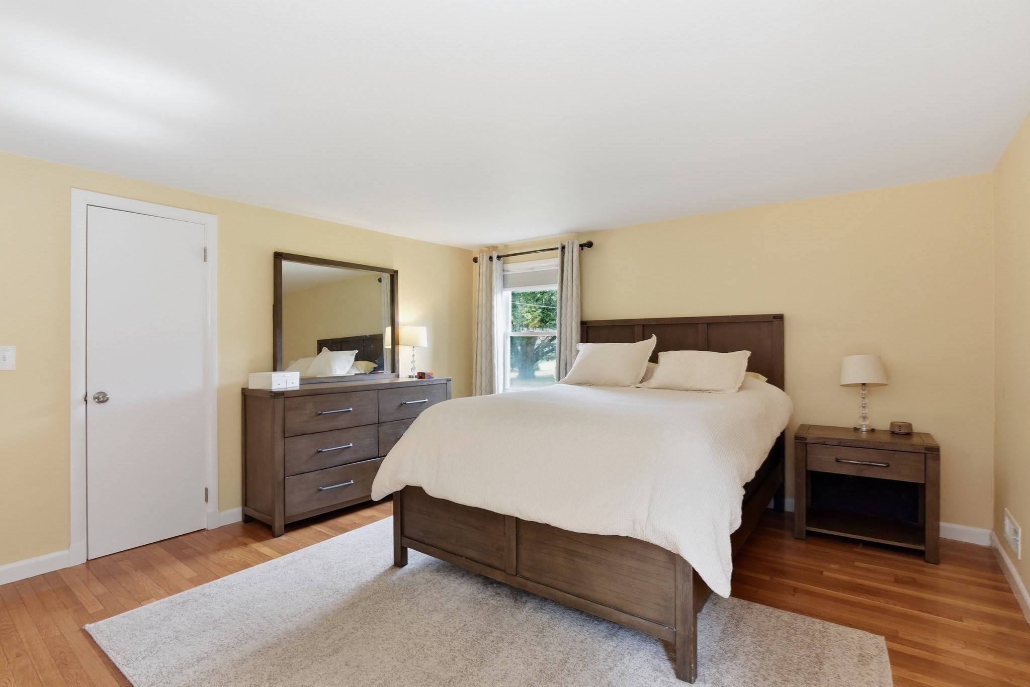 71 Norlen Park Property Photo 14