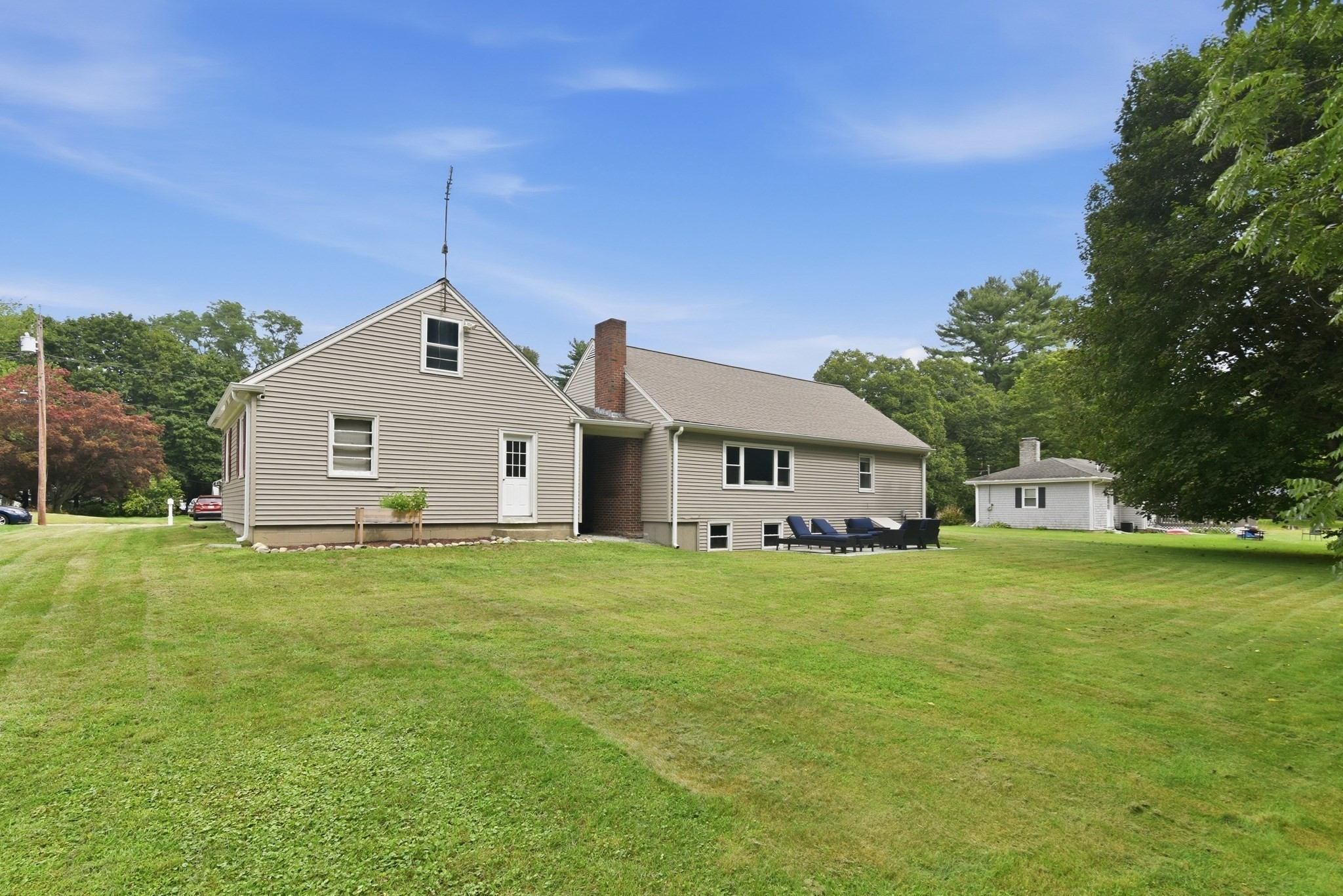 71 Norlen Park Property Photo 20