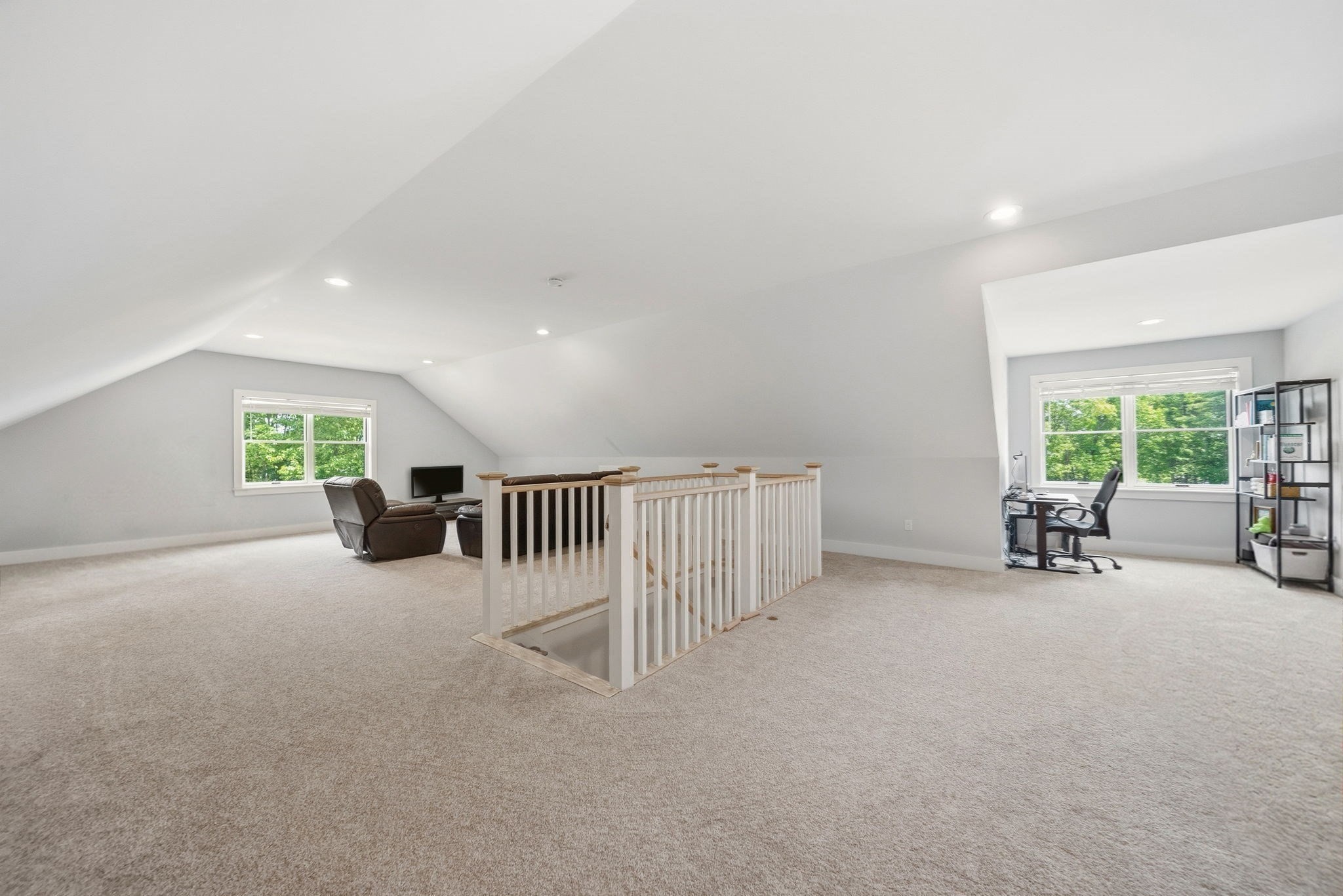 1 Lincoln Ct Property Photo 27