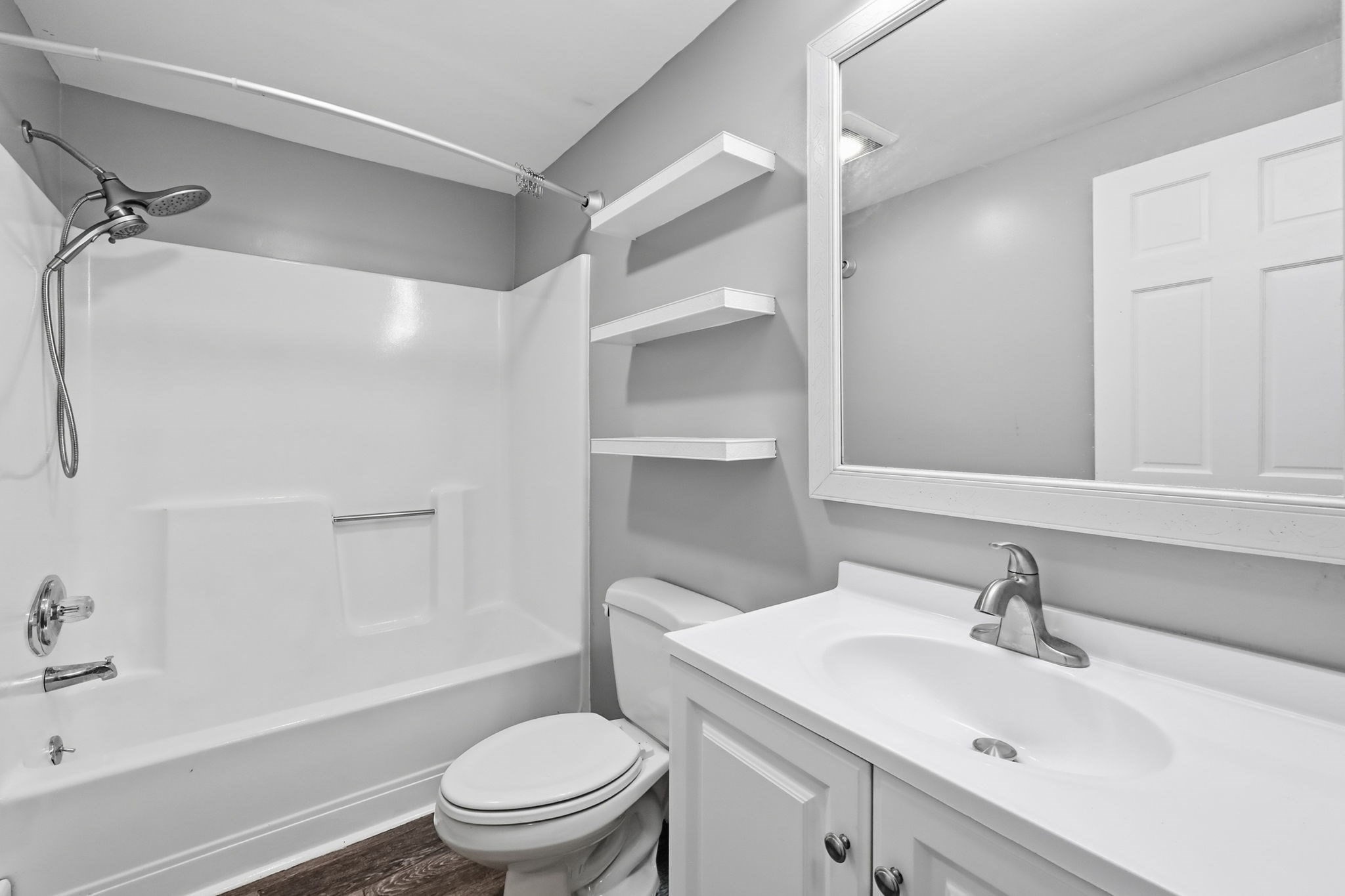 30 Clayton St Property Photo 10