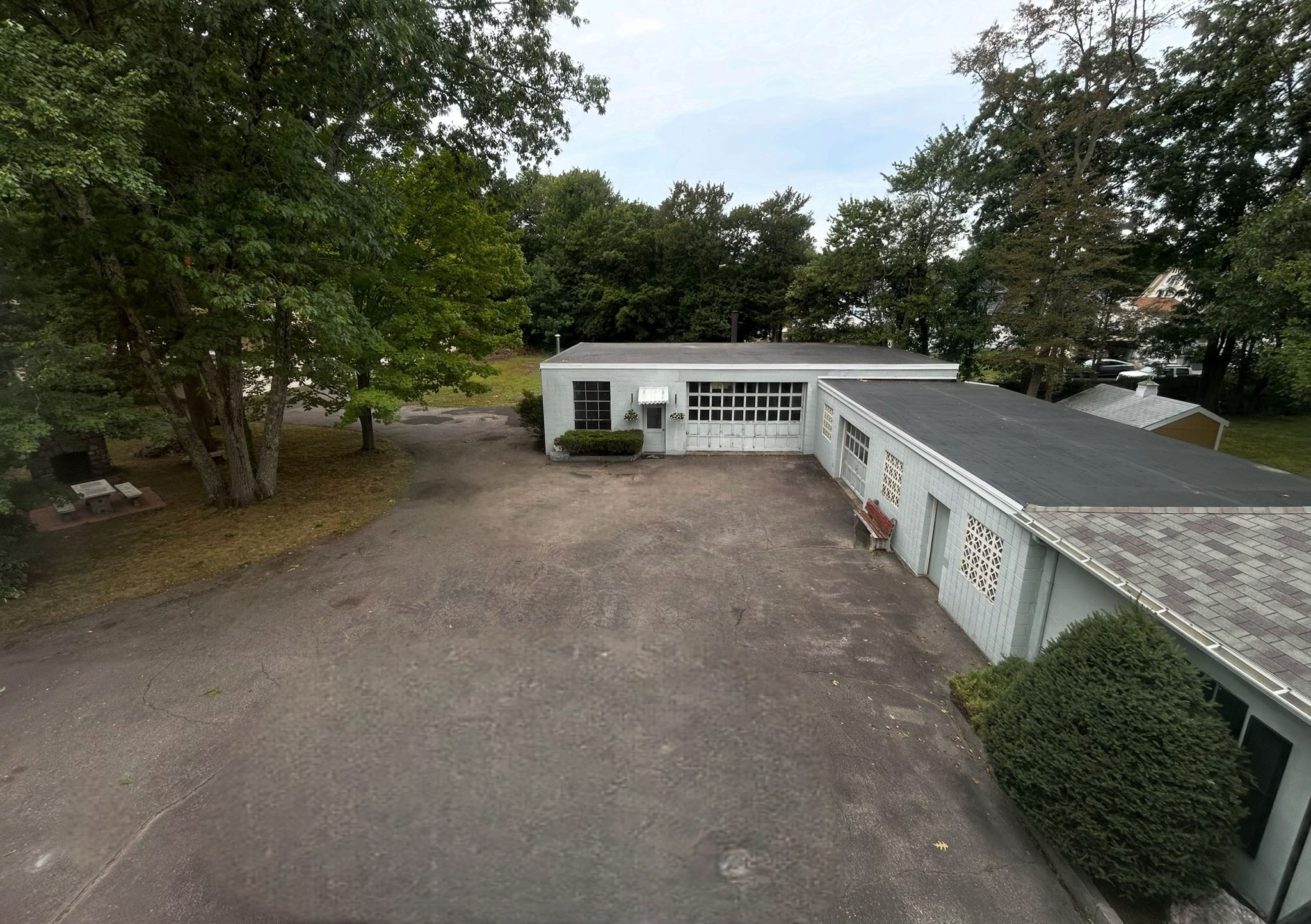 90 Silver St Property Photo 40