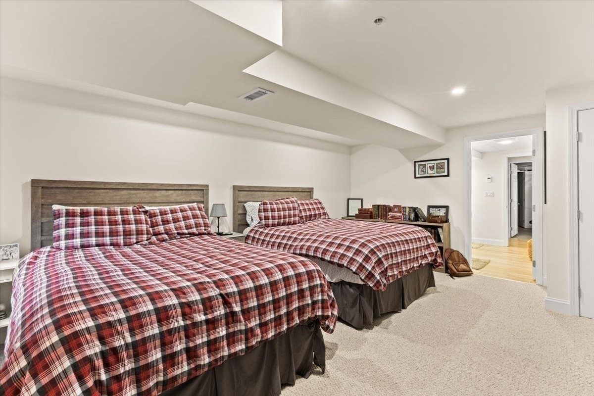 12 Thelma Way # 12 Property Photo 23