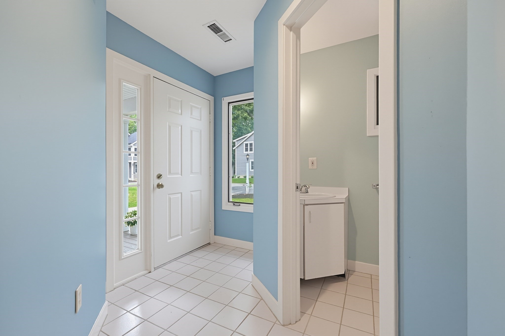 4 Oak Ct # 4 Property Photo 6