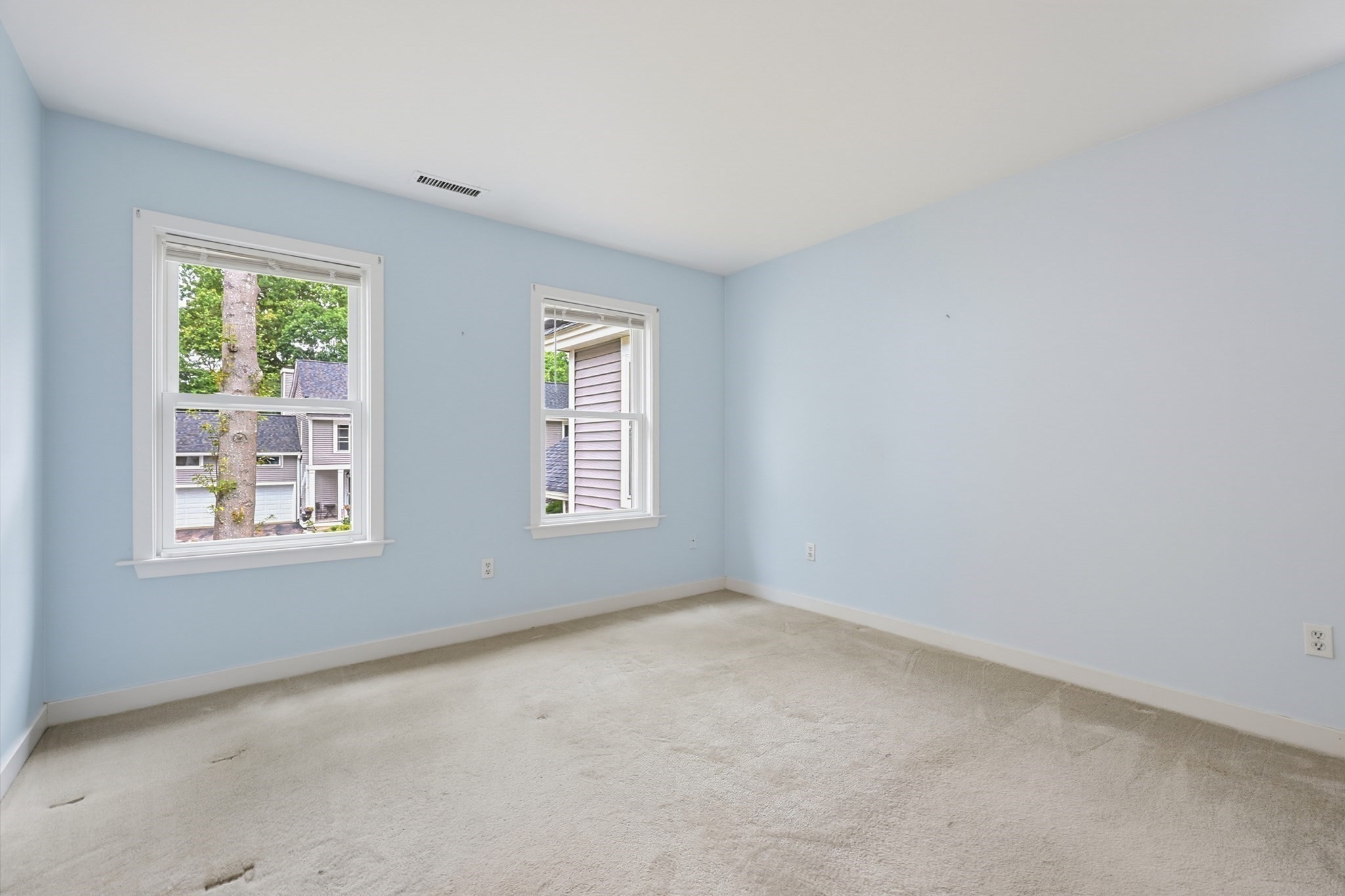 4 Oak Ct # 4 Property Photo 23