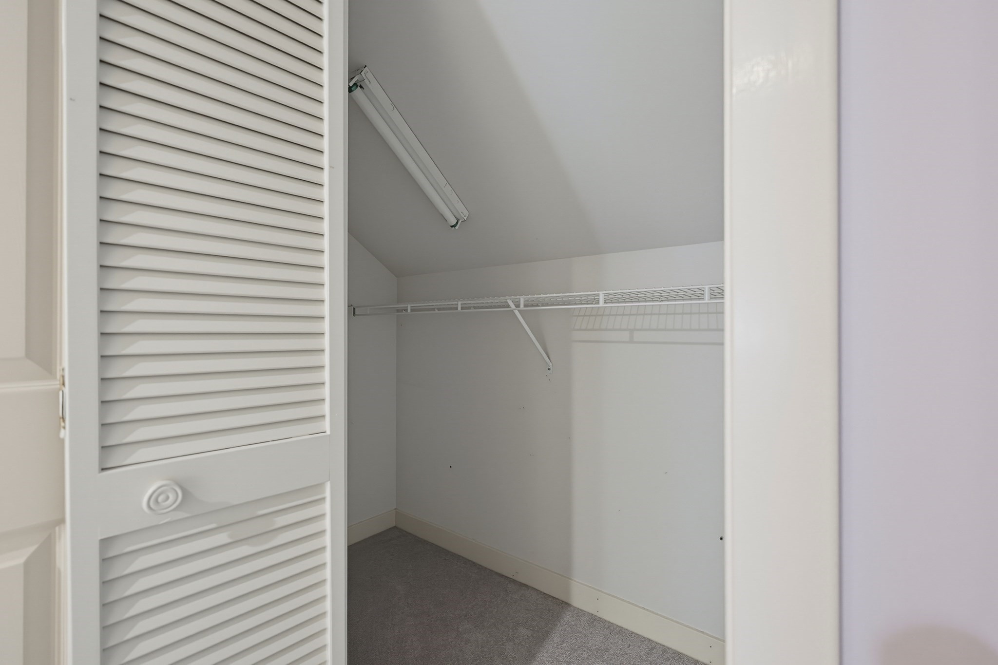 4 Oak Ct # 4 Property Photo 28