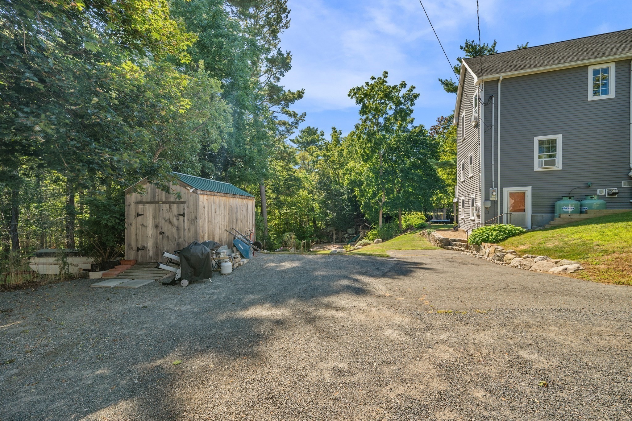 4 Lynwood Property Photo 30