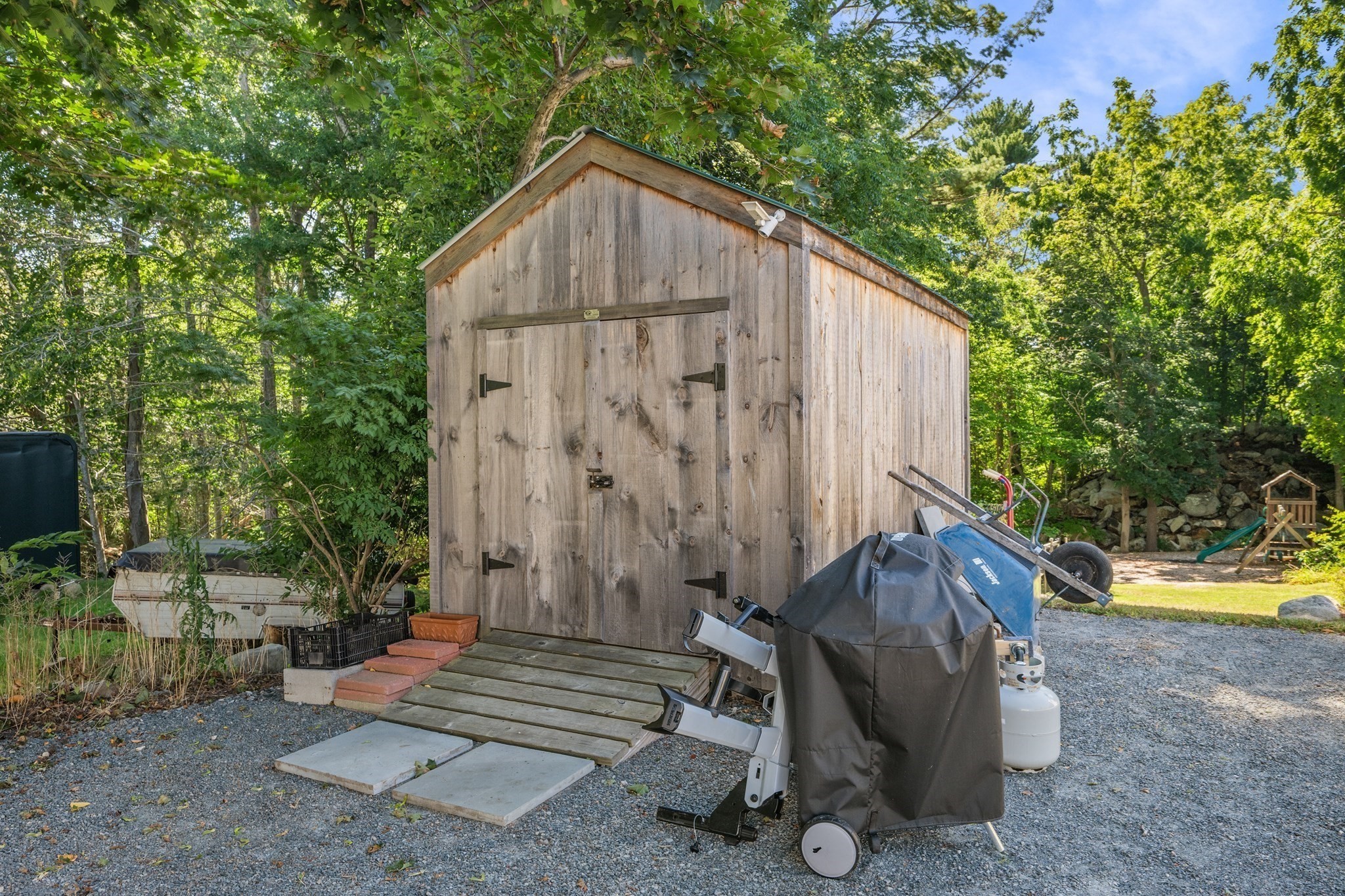 4 Lynwood Property Photo 31