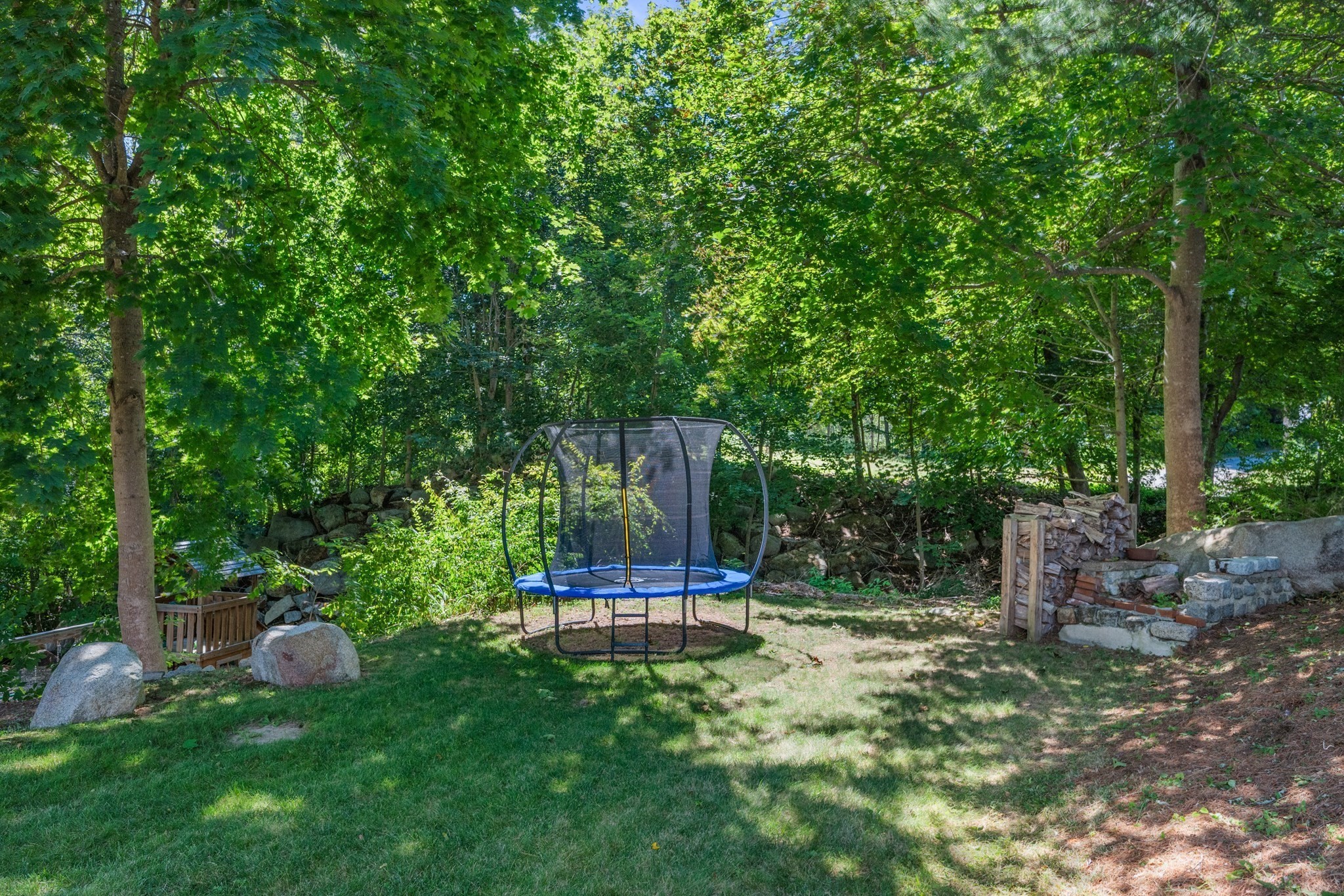 4 Lynwood Property Photo 38