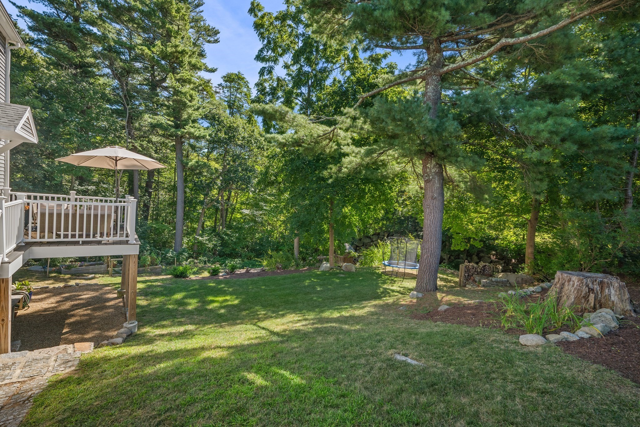 4 Lynwood Property Photo 40
