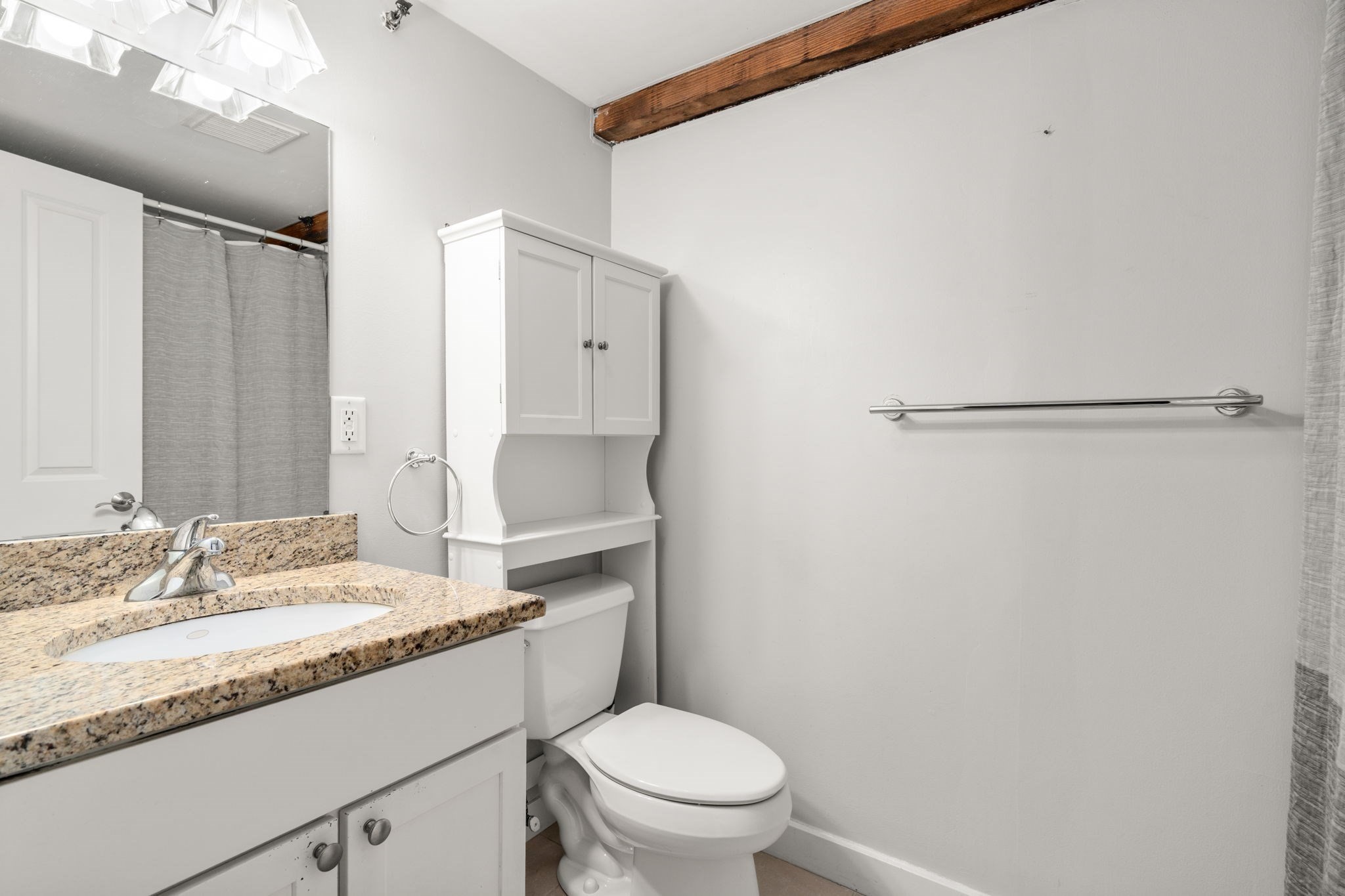 240 Jackson St # 308 Property Photo 16