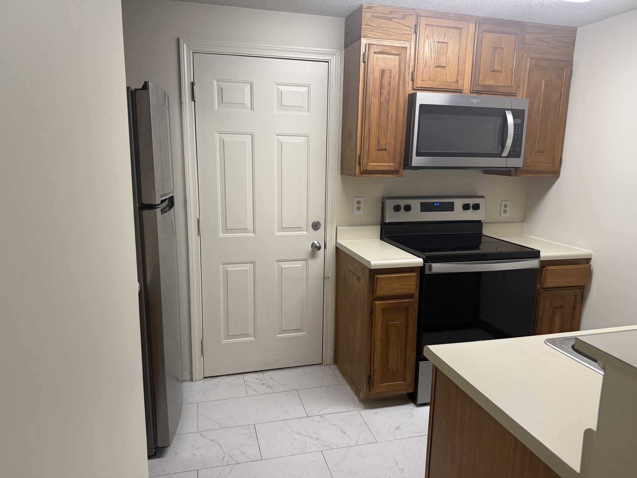 13 Walden Dr # 7 Property Photo 5