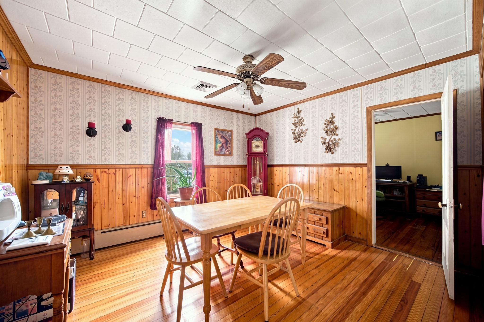 55 Park Ave Property Photo 4