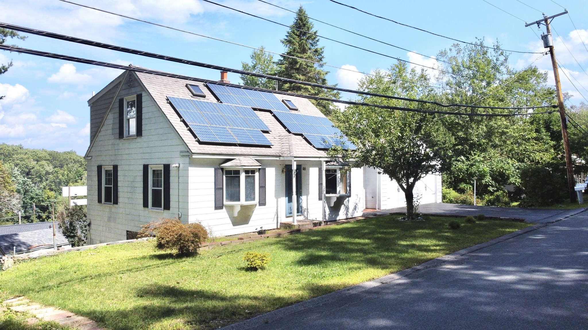48 Leominster St Property Photo 1