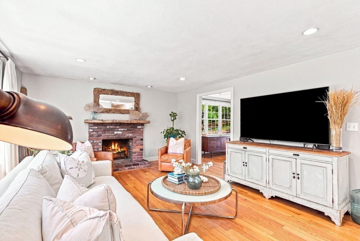 30 Pawtuxet Property Photo 6