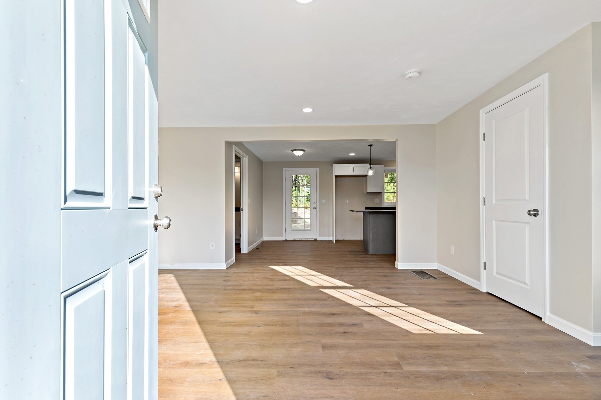 43 Bumblebee Dr Property Photo 6