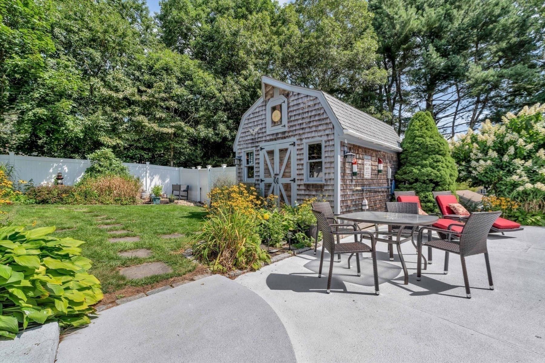 66 Sheaffer Rd Property Photo 29