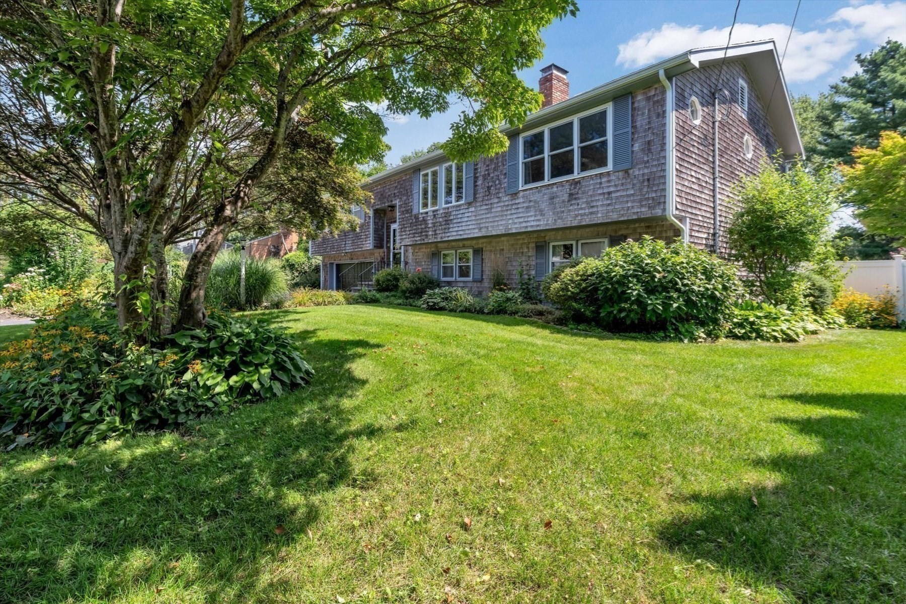 66 Sheaffer Rd Property Photo 35